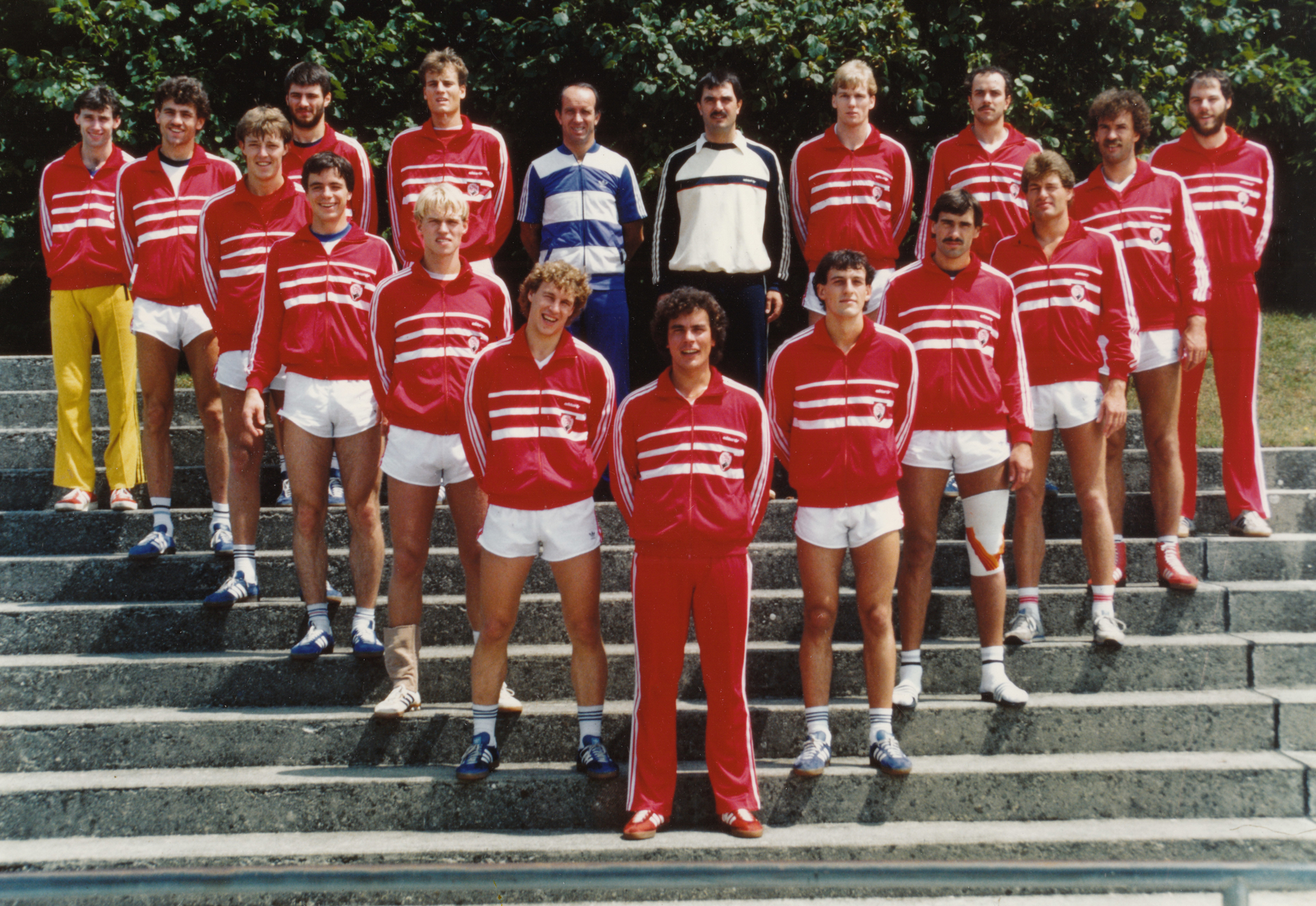 1986-3 Teamfoto Männer Nati.jpg