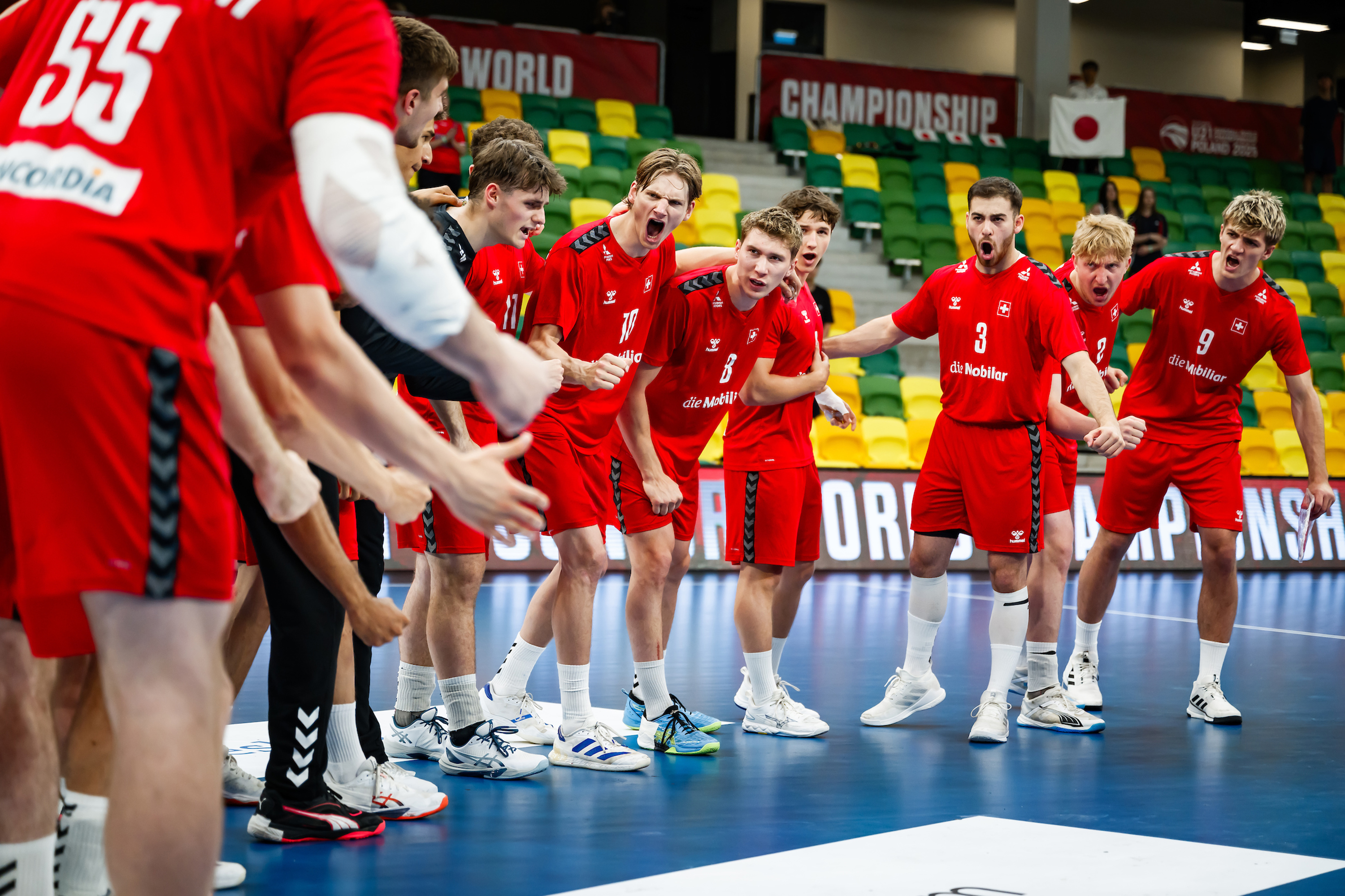 POL25 Japan Vs Switzerland IHF Sasa Pahic Szabo Kolektiff (3)