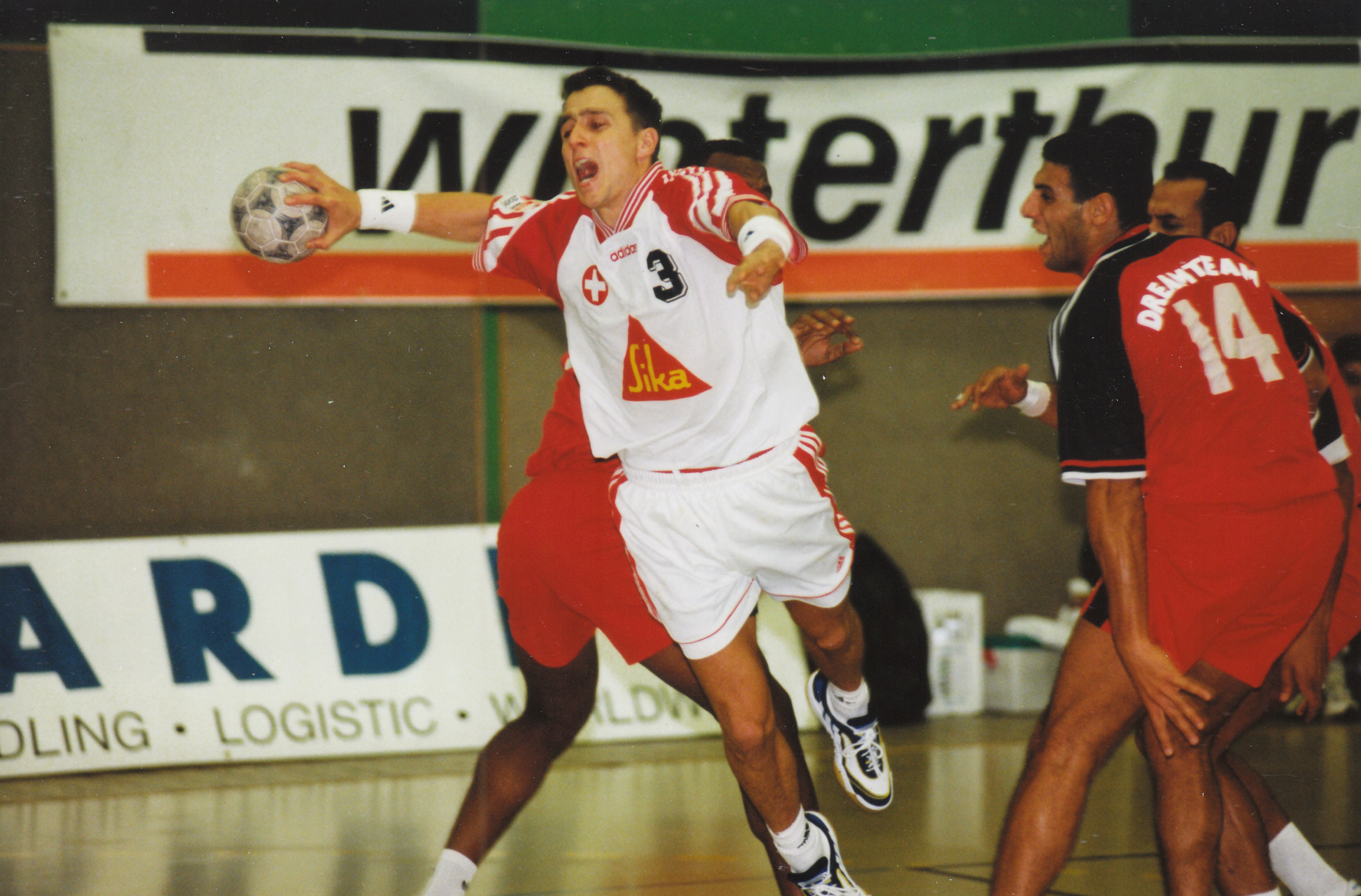 1998-09-15 Nati-A - SUI-Aegypten 25-24 - Pascal Jenny.jpg