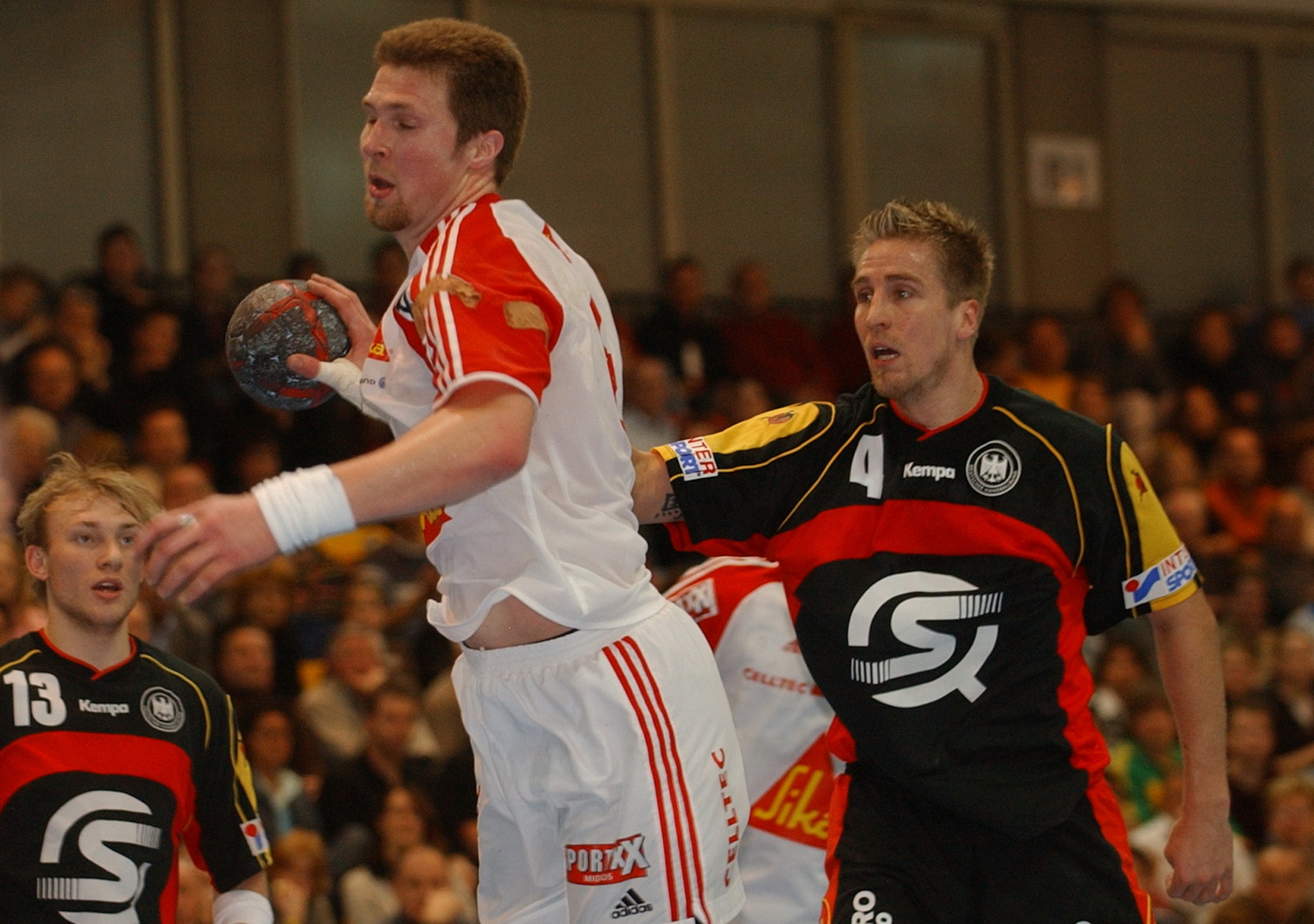 2005-01-09 SUI-GER 25-31 Testspiel Eulachhalle Stettler 01.jpg