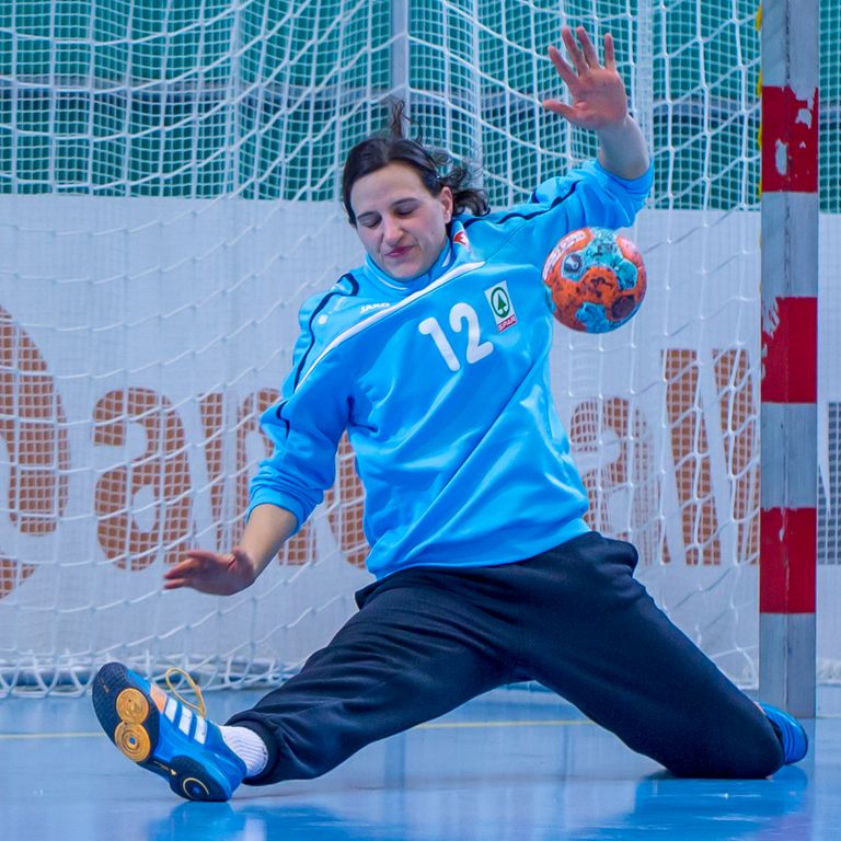 2014-12-06_12 Brütsch Manuela HandballlÃ¤nderspiel SUI-GRE - 9999_704-1.jpg