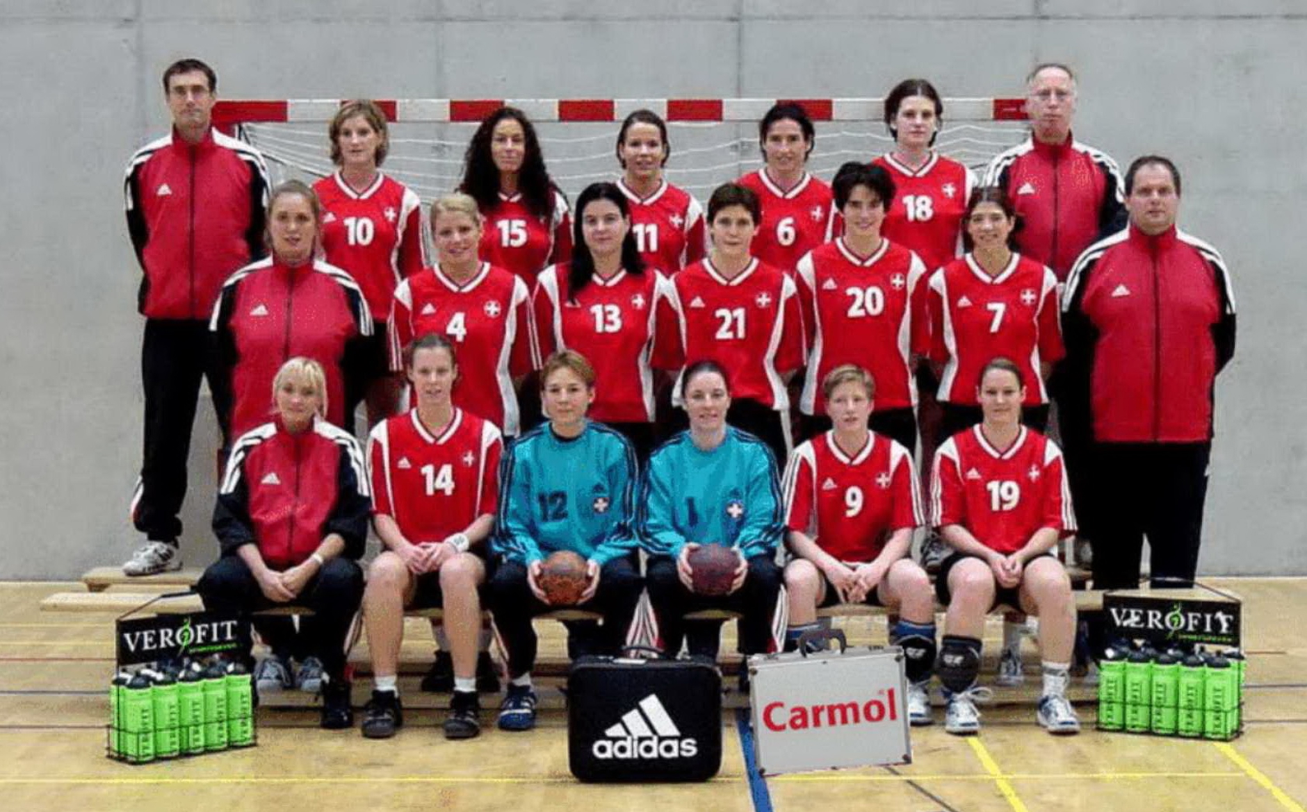 2002-11 Teamfoto Frauen Nati.JPG