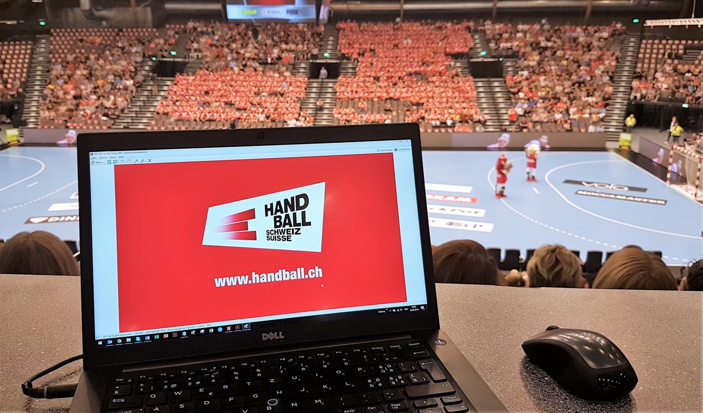 Notebook handball.ch.jpg