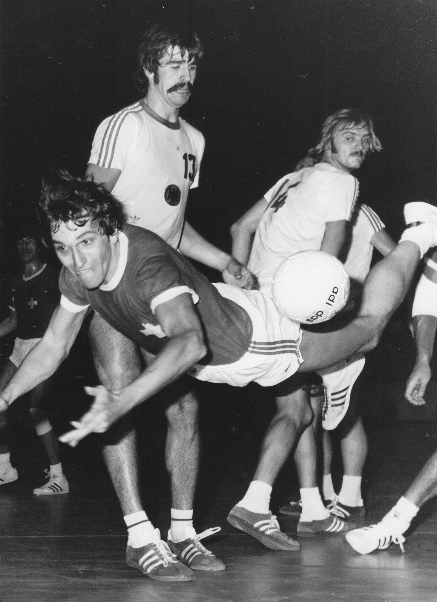 1975-09-26 SUI-BRD 12-19 - Stahlberger2.jpg