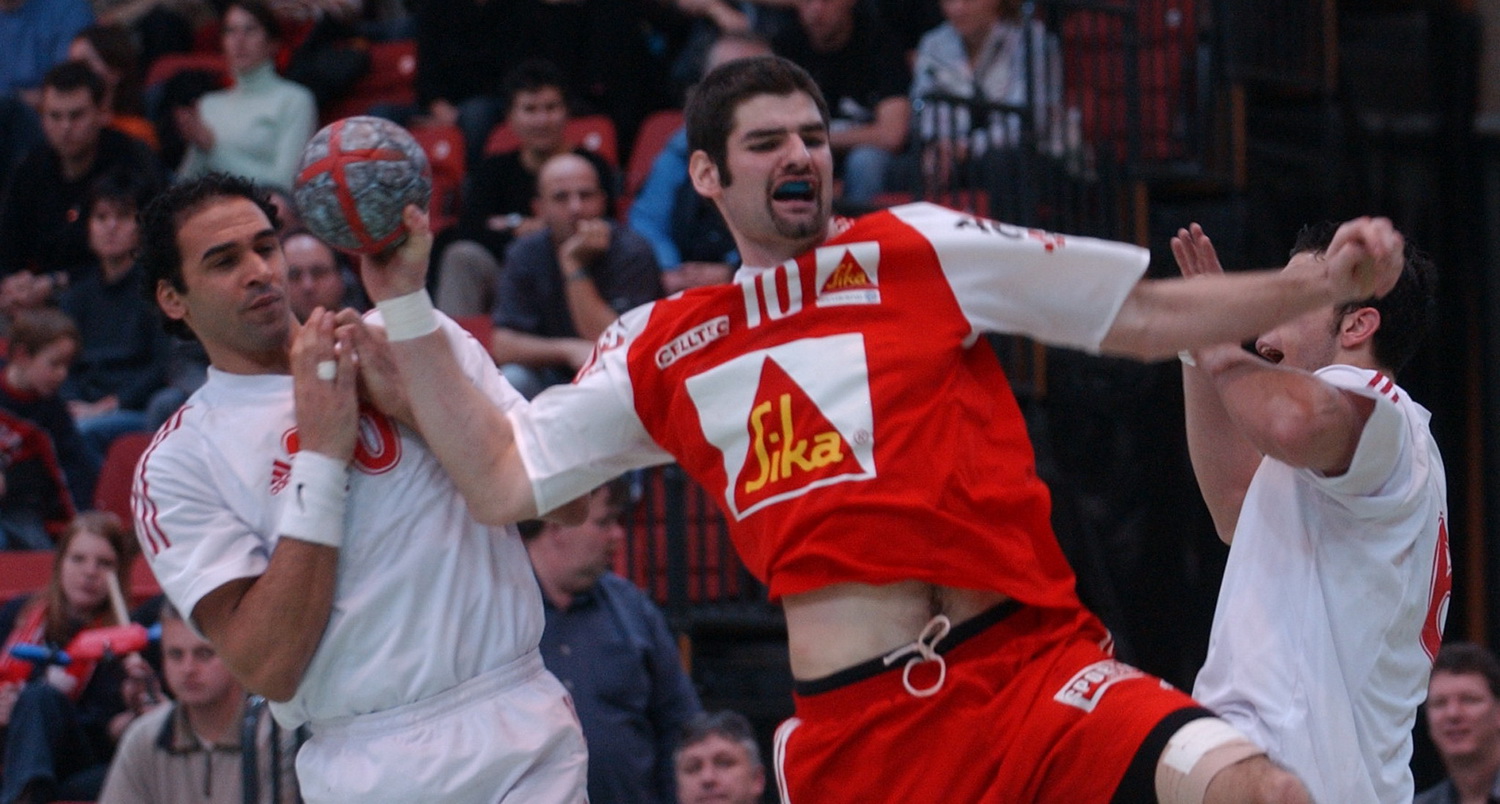 2005-01-02 SUI-EGY 19-23 YC Eulachhalle Joder 14.jpg