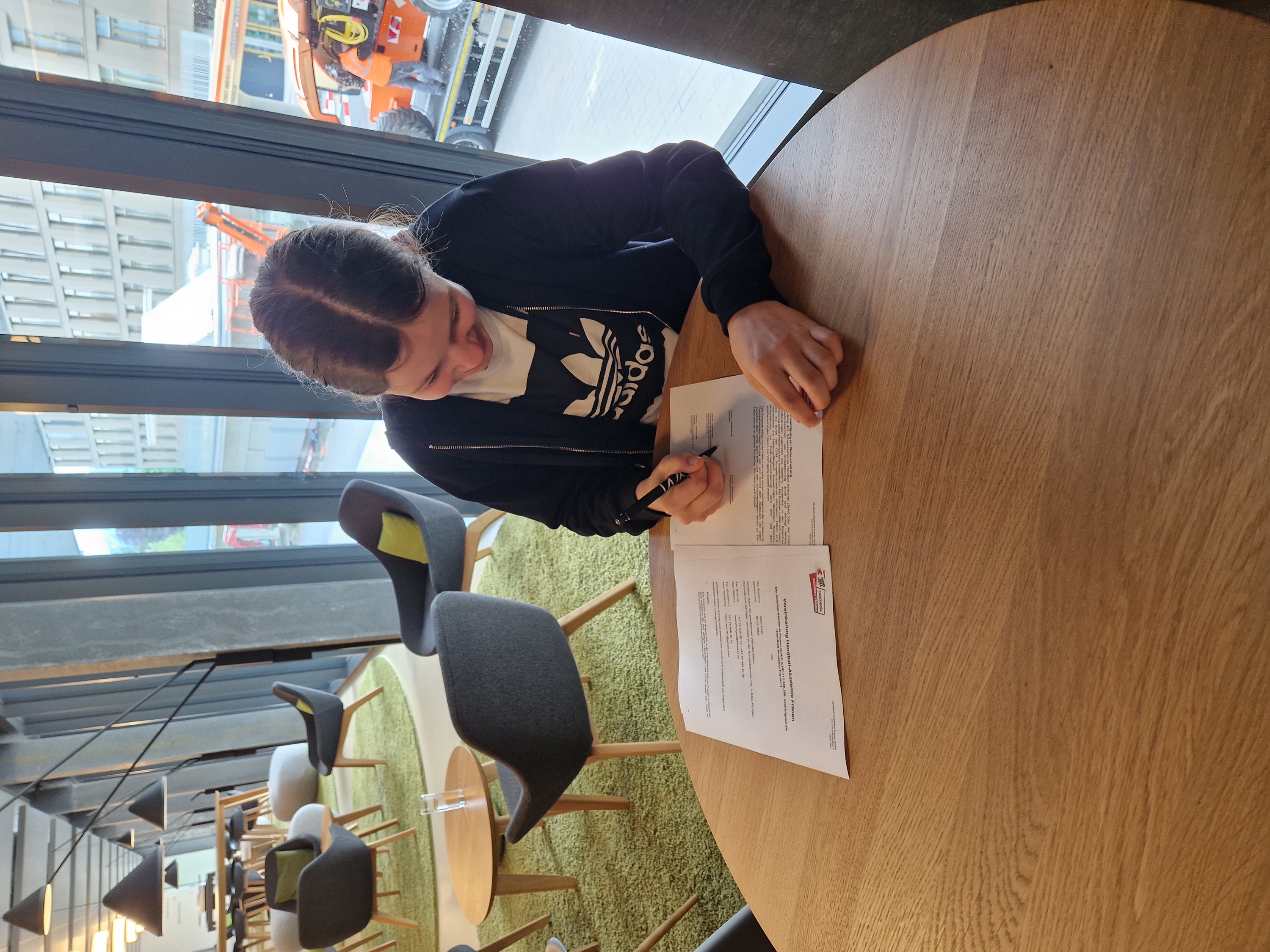 Nora Heer, Yellow Winterthur