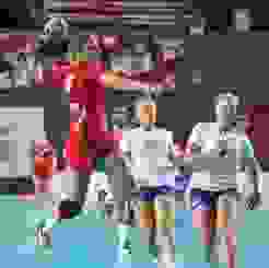 Carmen Jund Im Spiel Gegen Finnland (EHF) Carmen Jund Im Spiel Gegen Finnland (EHF)