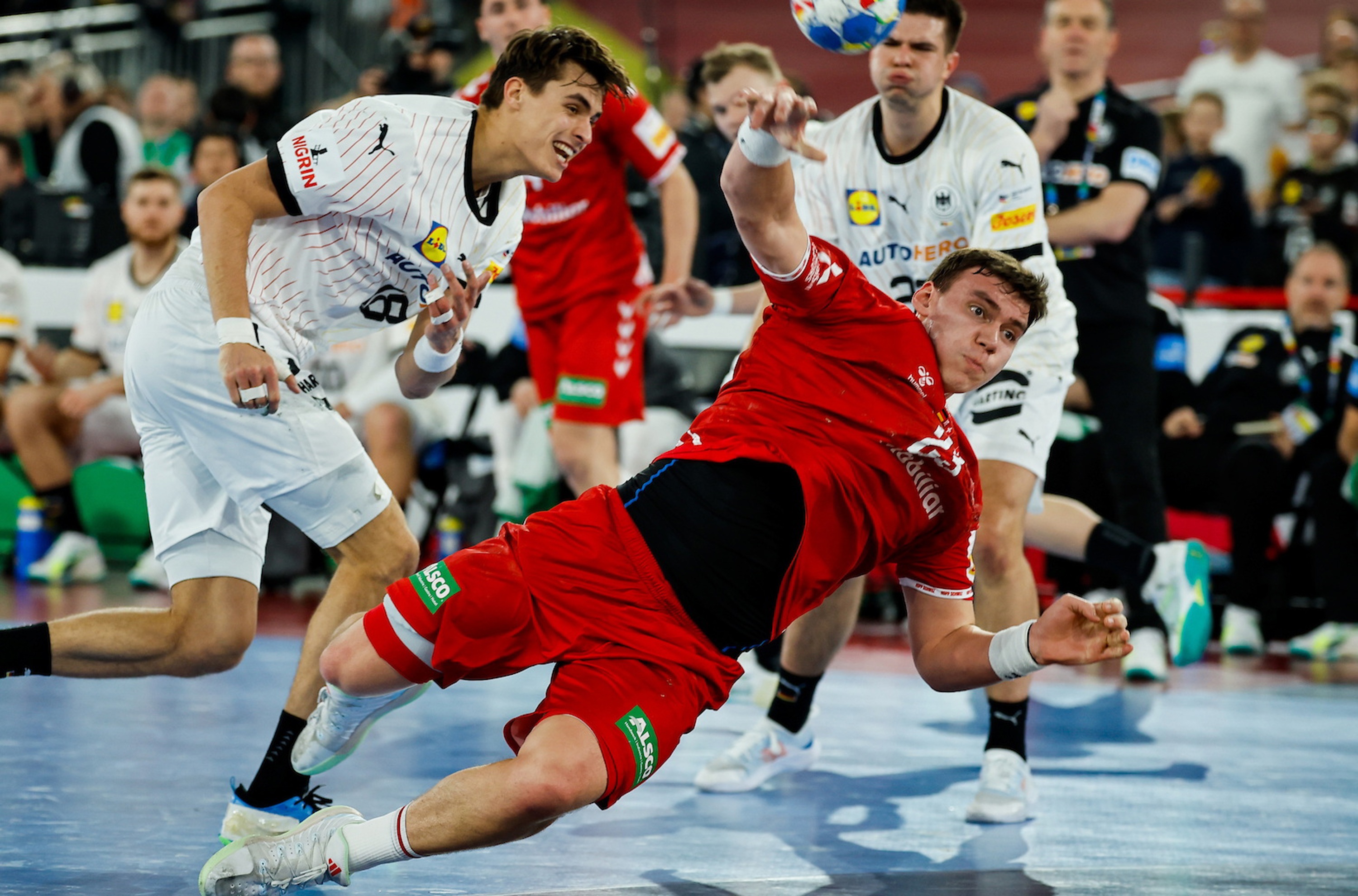 Lukas Laube hat sich verletzt