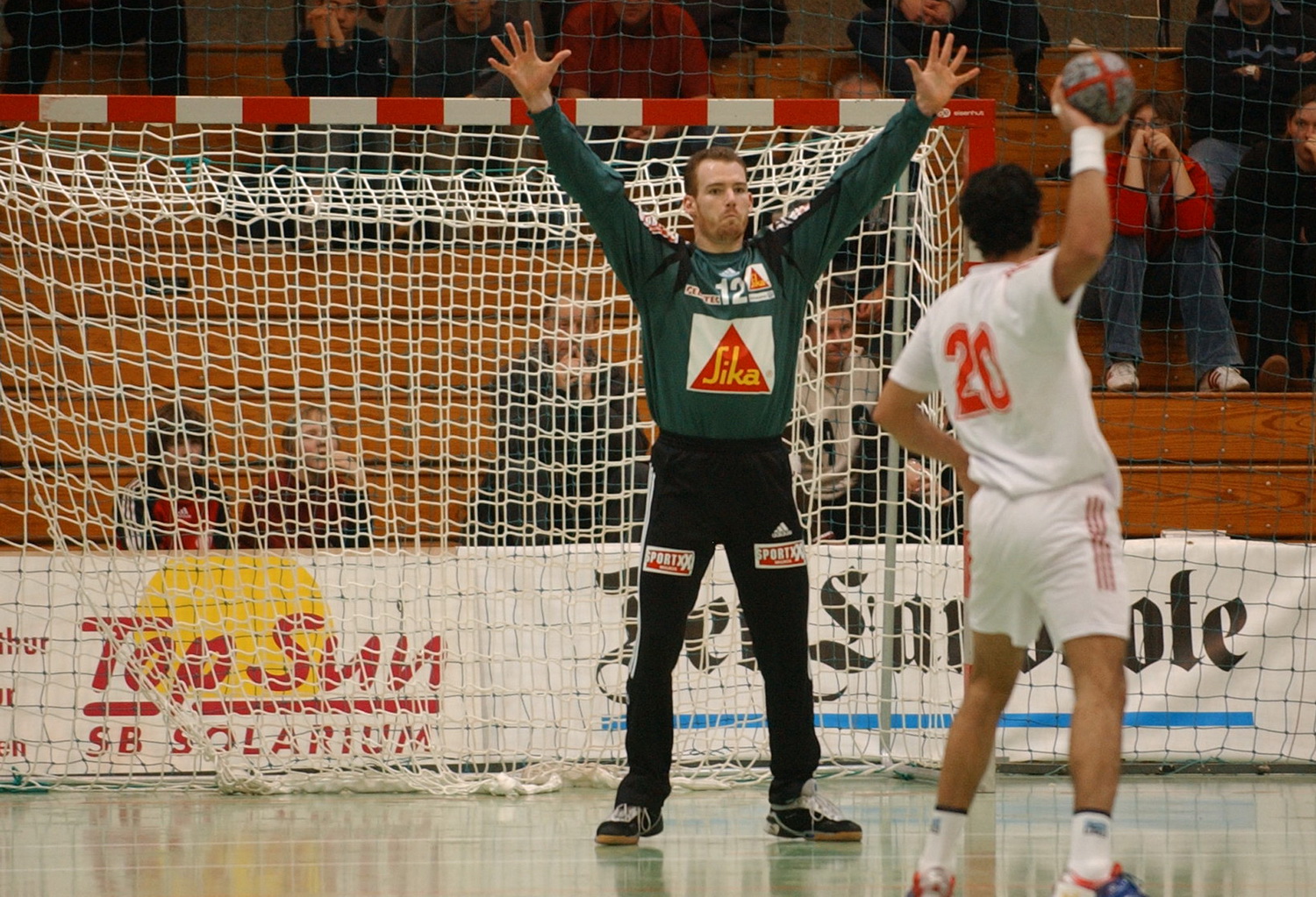 2005-01-02 SUI-EGY 19-23 YC Eulachhalle Ebinger 29.jpg