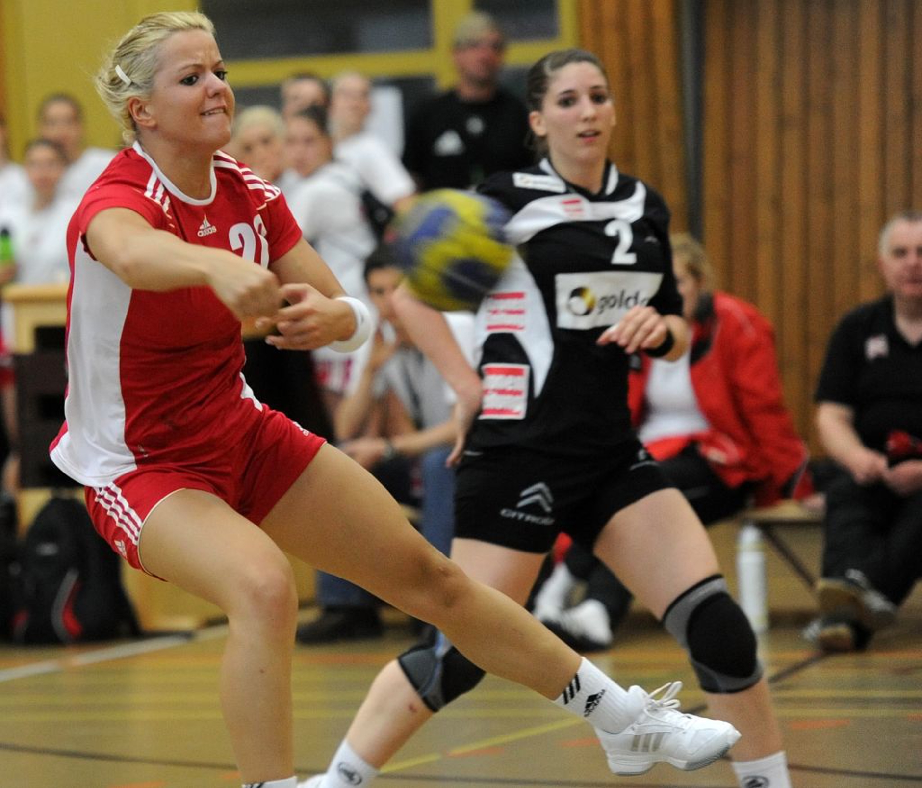 2011-04-22_Stephanie Haag awa_handCHaustria (12).JPG