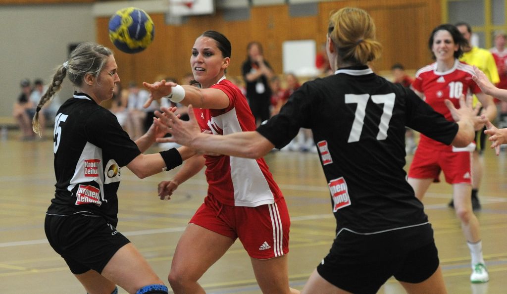 2011-04-11 SUI-AUT - Weigelt Karin2.JPG