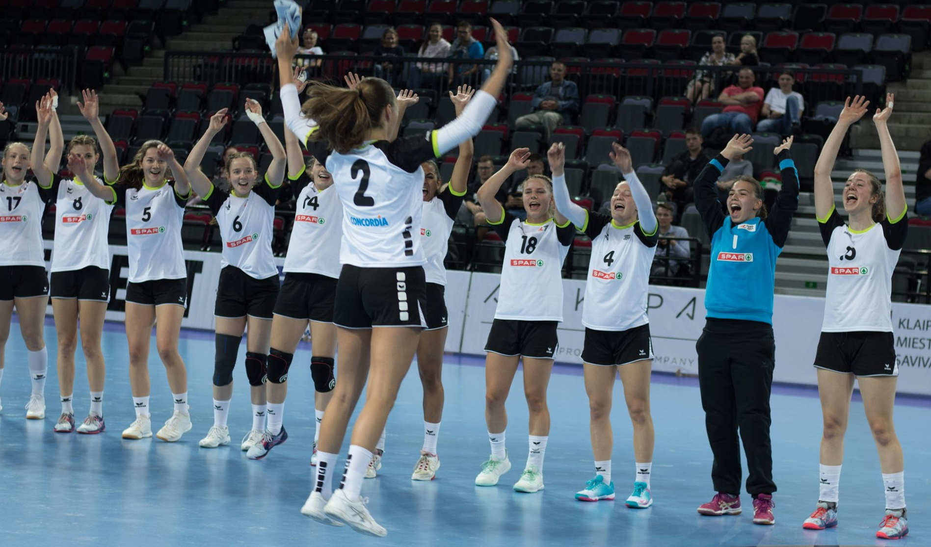 Jubel bei den U20 Juniorinnen bei der Championship in Litauen