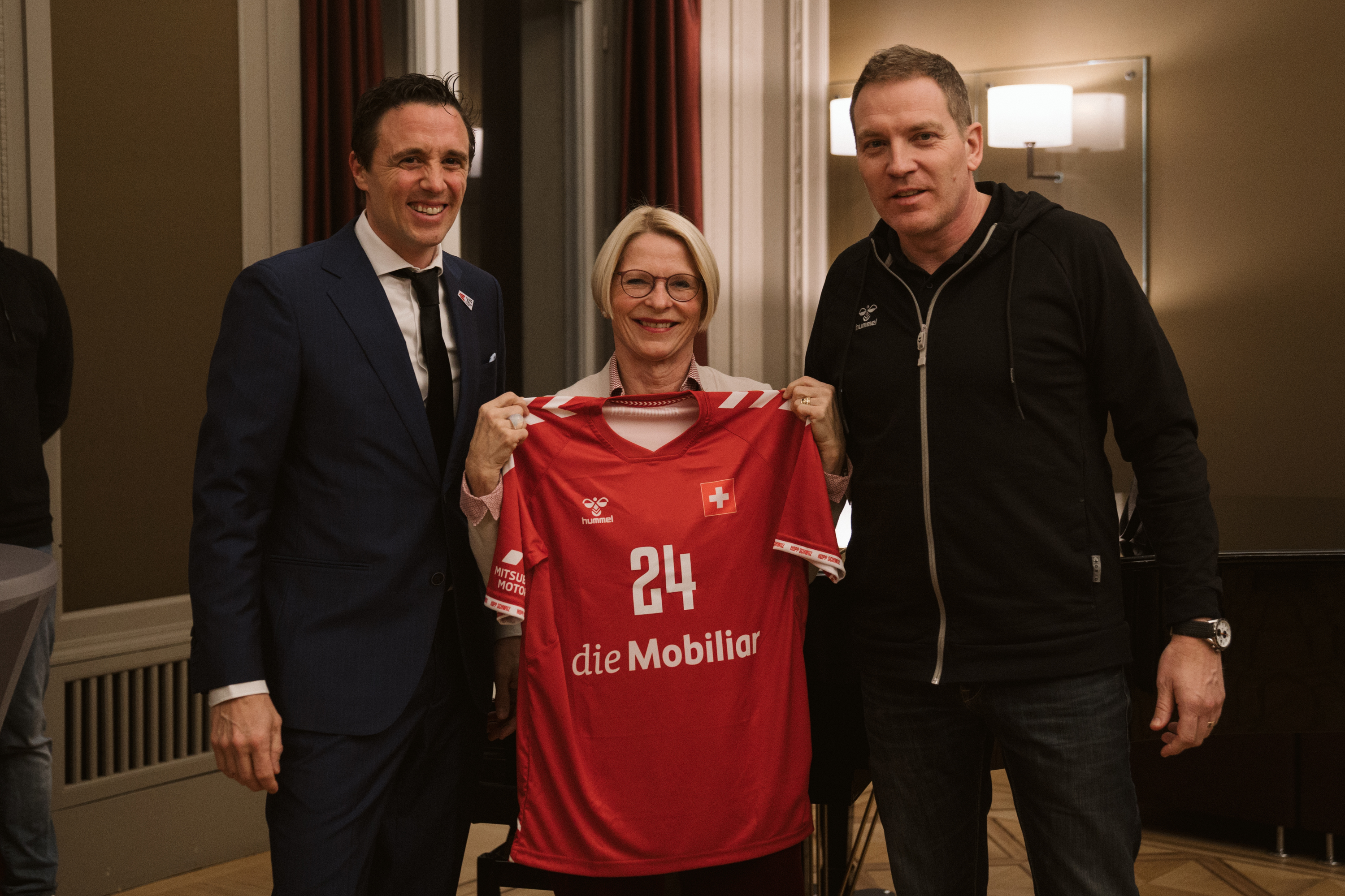 Jenny Suter Botschaft Berlin