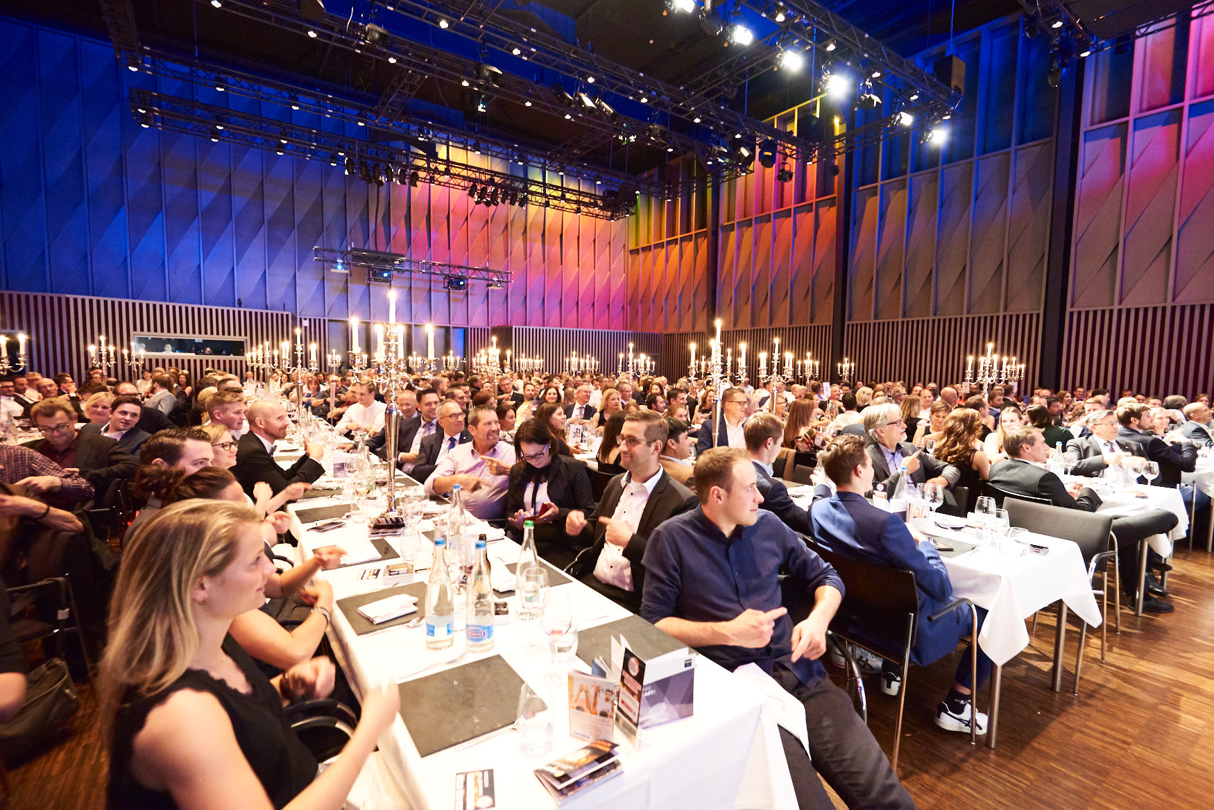 266 Reportage SHA2019