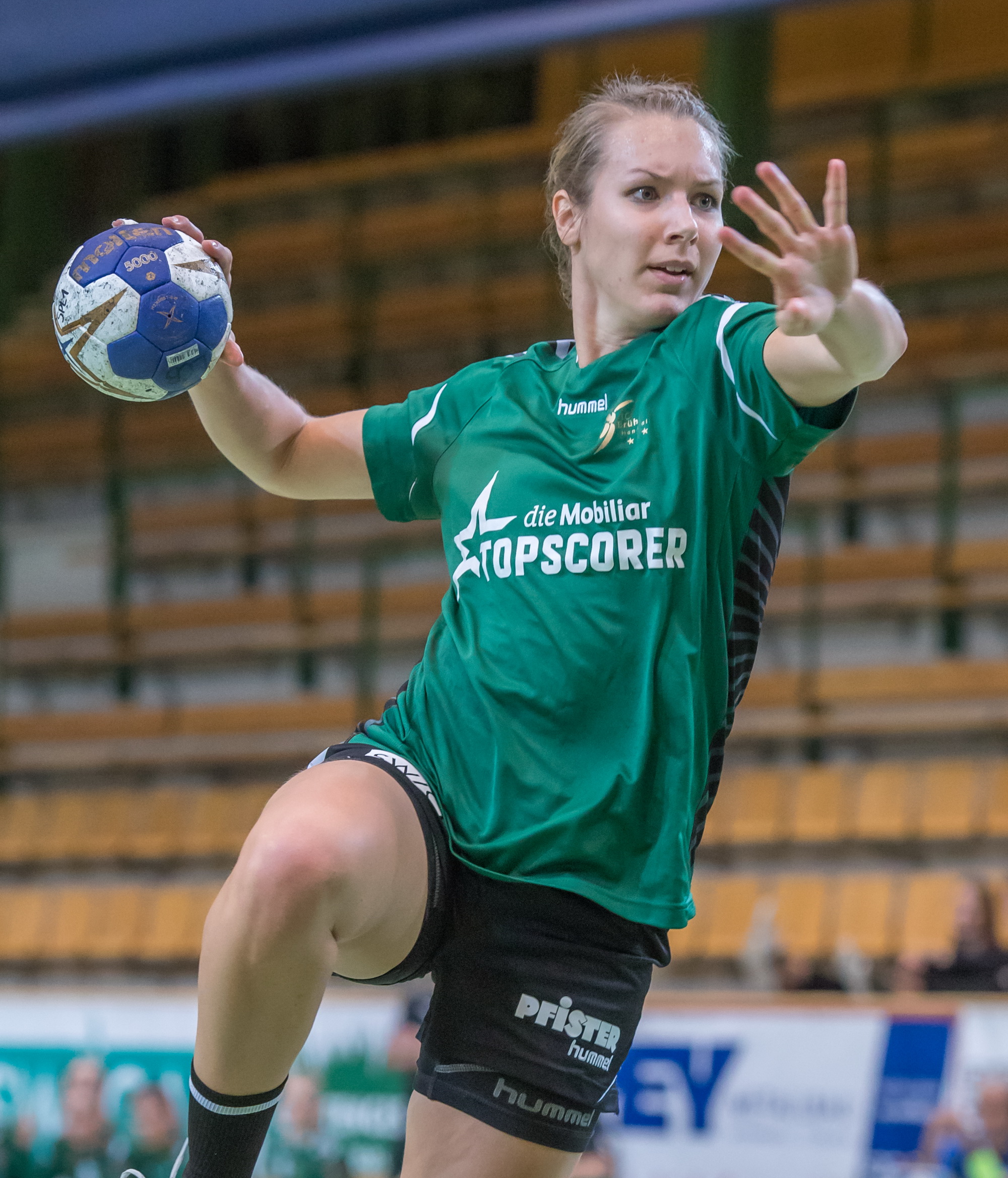 Kerstin Kündig spielt mit Brühl am Stadtwerkcup (Felix Walker)