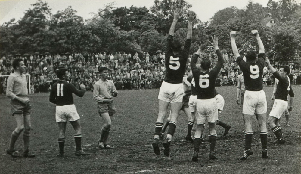 1954 06 13 SUI SWE 9 8 Winterthur 18