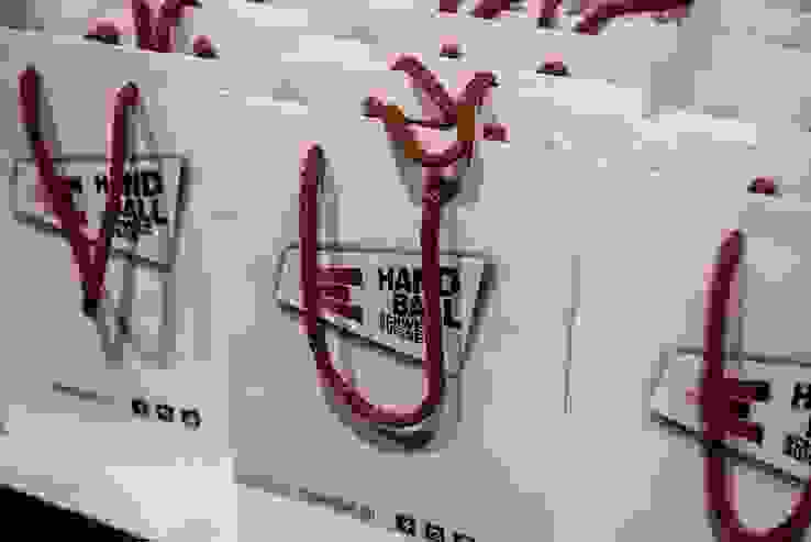 Tragetasche mit Handball Schweiz-Logo. (Adrian Ehrbar) Tragetasche mit Handball Schweiz-Logo. (Adrian Ehrbar)