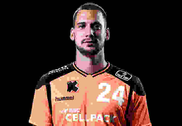 Nik Tominec von den Kadetten Schaffhausen.jpg Nik Tominec von den Kadetten Schaffhausen.jpg