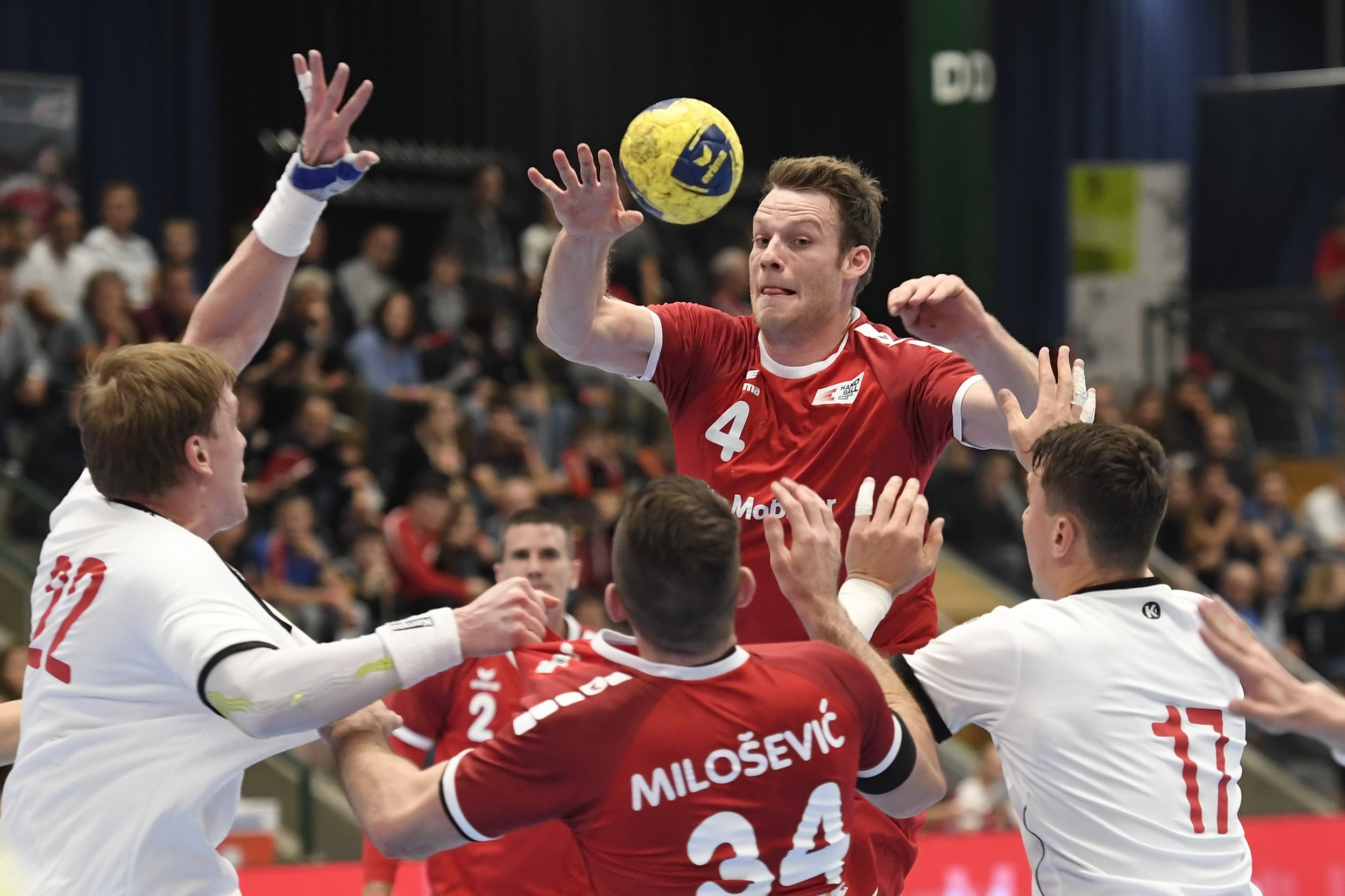 2019 10 25 SUI CZE Galerie Alexander Wagner 01