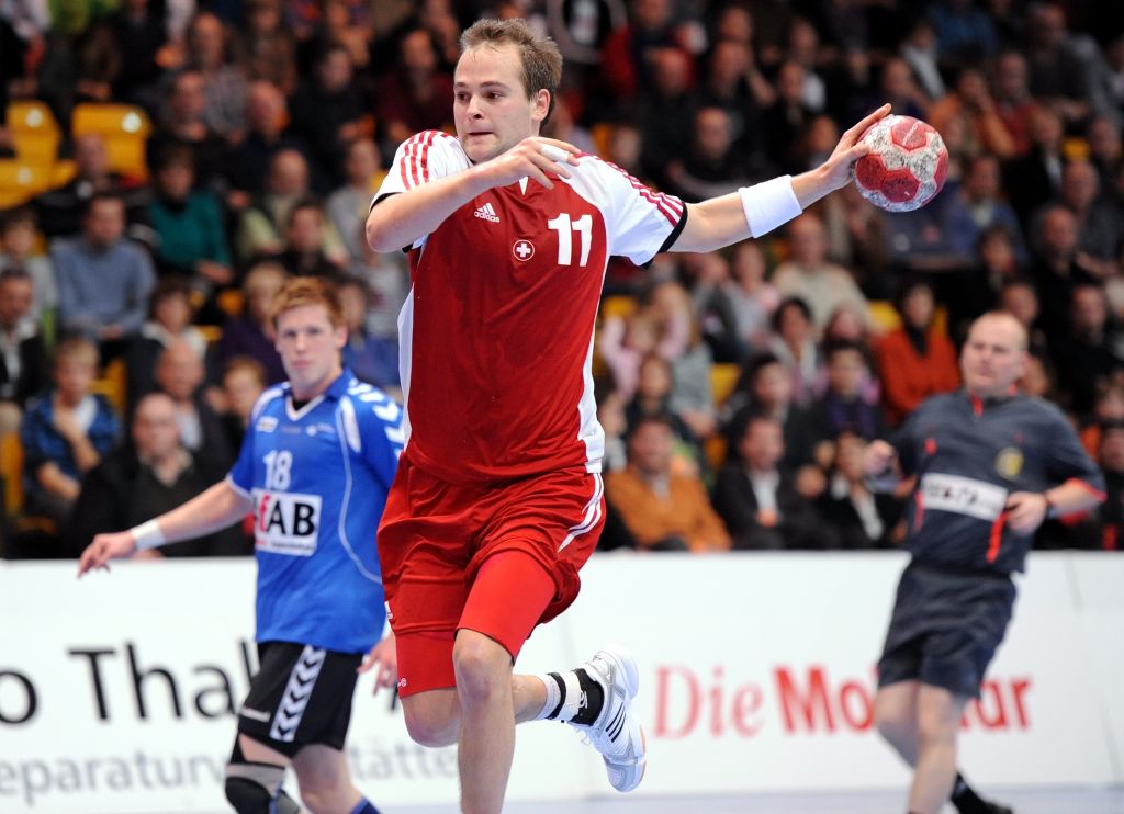 2010-01-03_awa_handCHho7_scheuner oliver.JPG