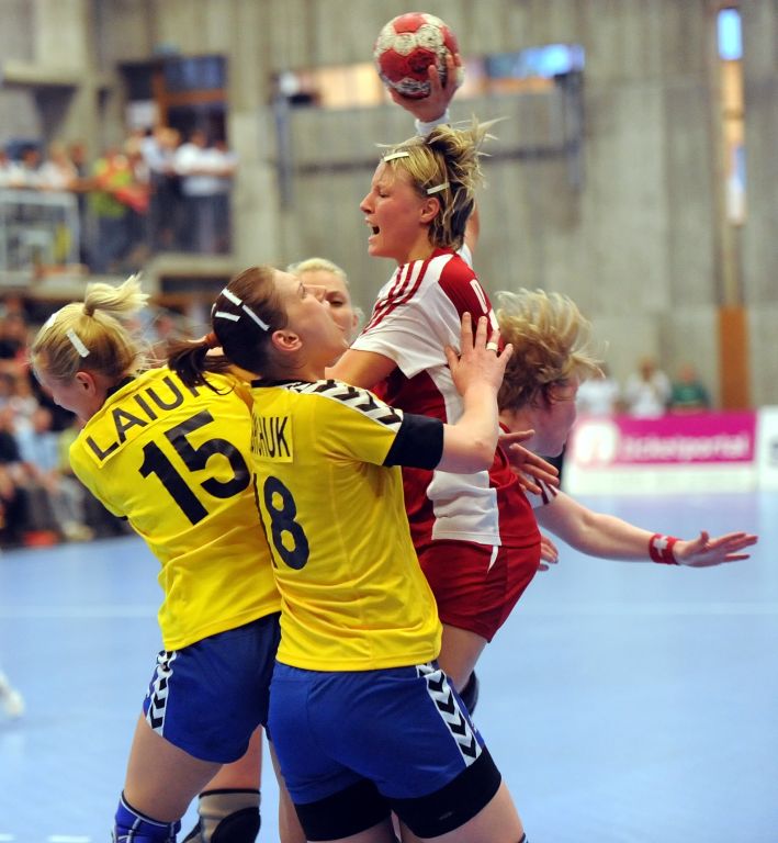 2010-0526 SUI-UKR - Dinkel Nicole2.JPG