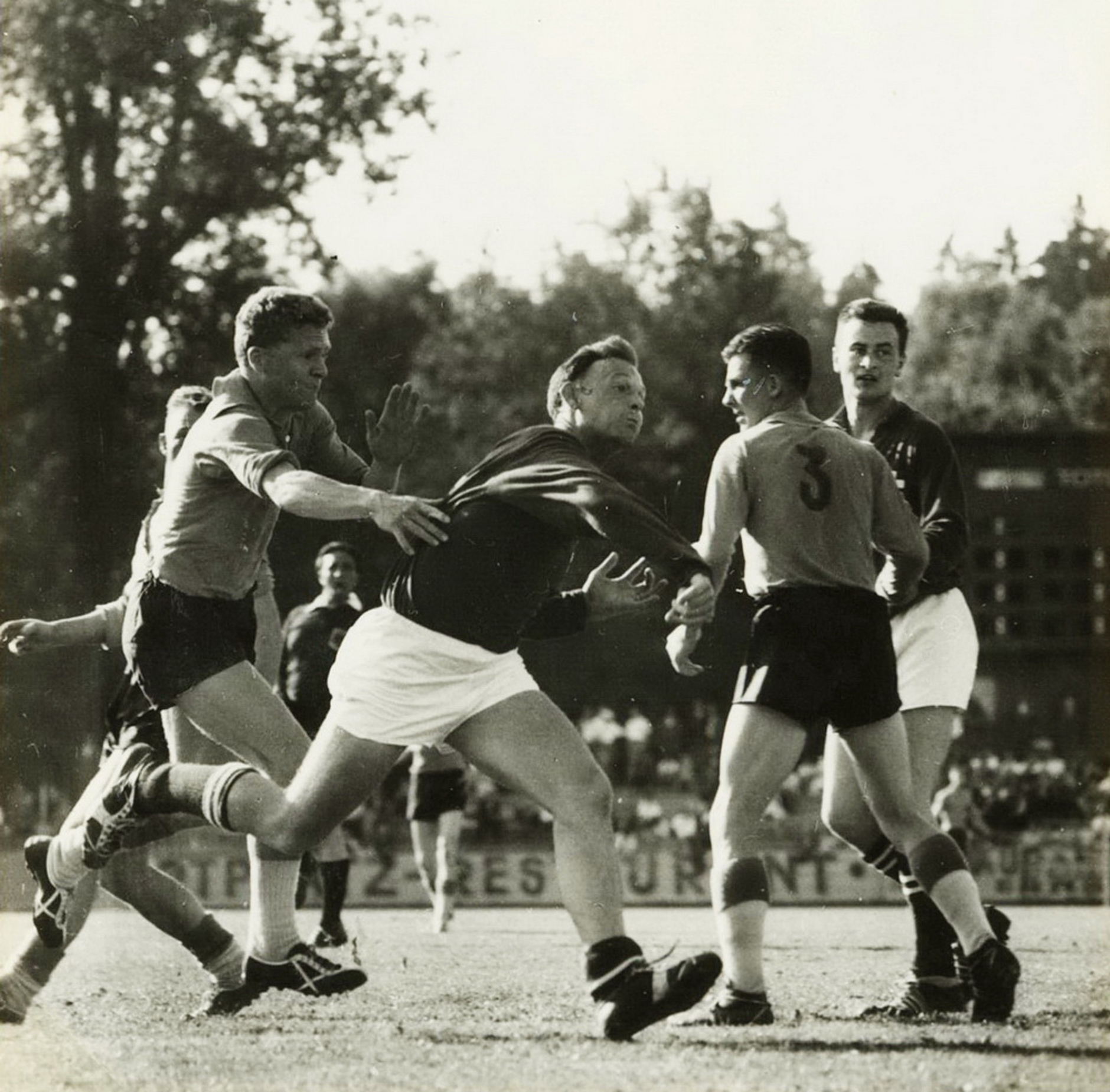 1958 06 15 SUI NED Bern 03 Hüssy