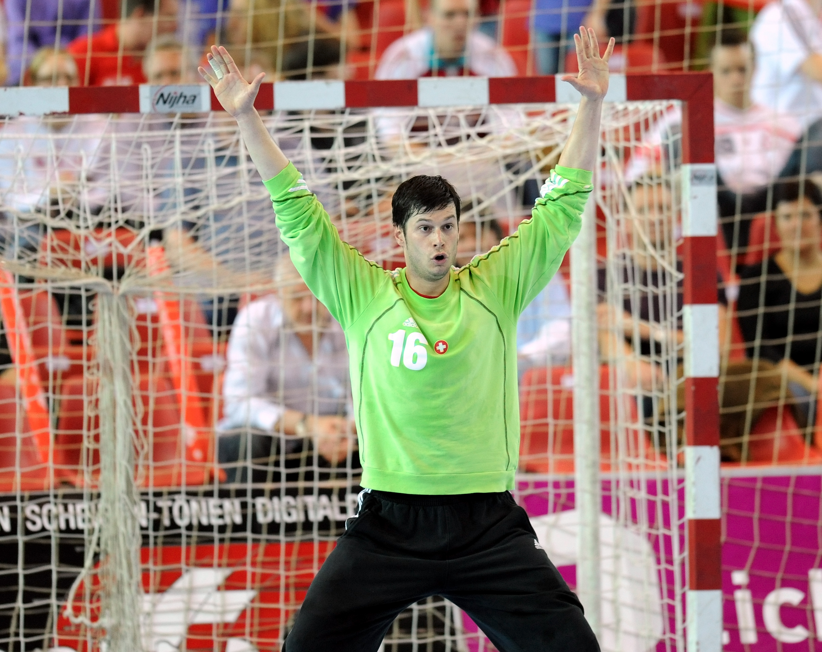 2010-06-20 WM-Quali SUI-DEN Stauber Pascal3.JPG