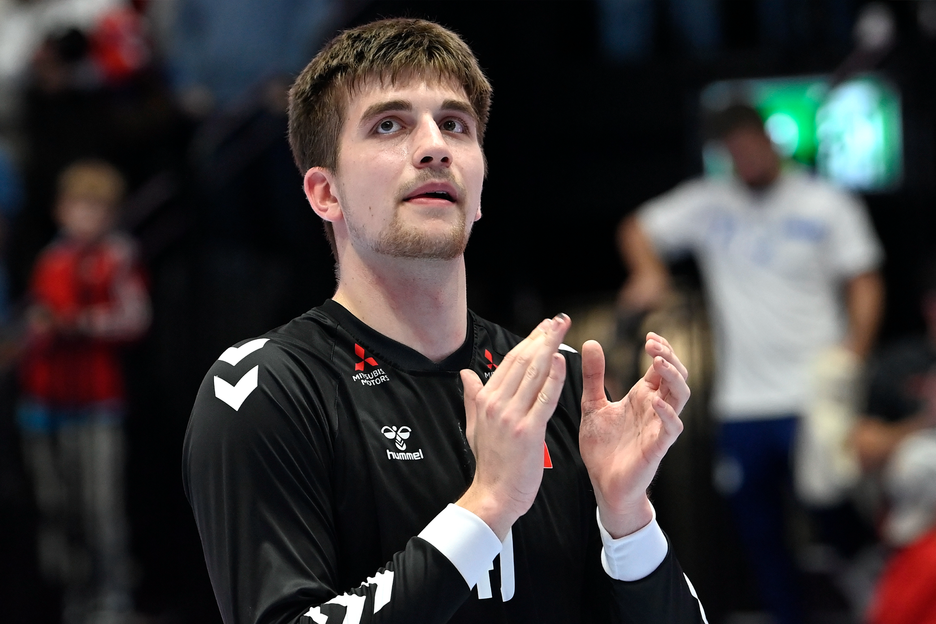 19 Seravalli Applaus