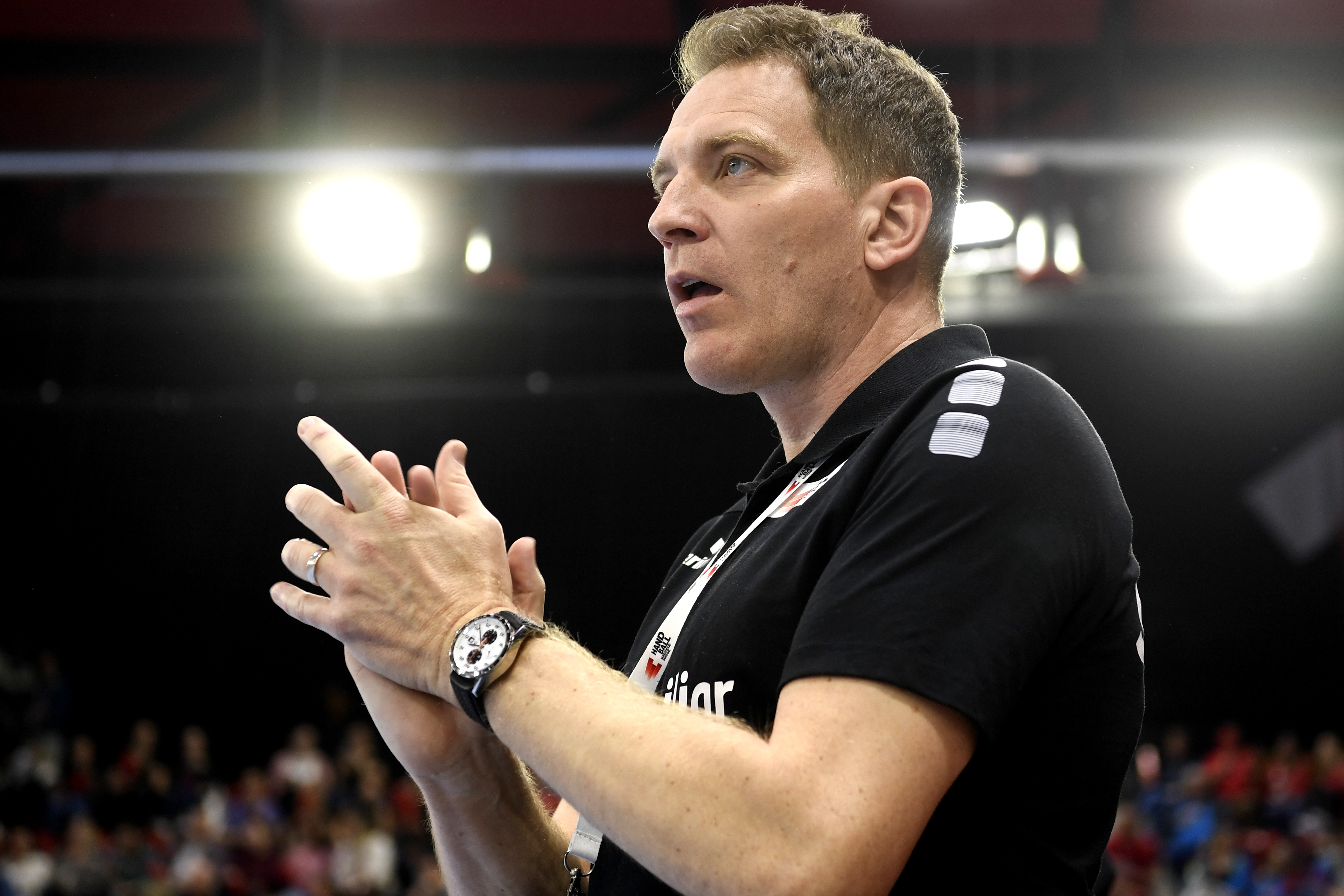 Michael Suter trainiert im Sommer mit einem Perspektiv-Kader