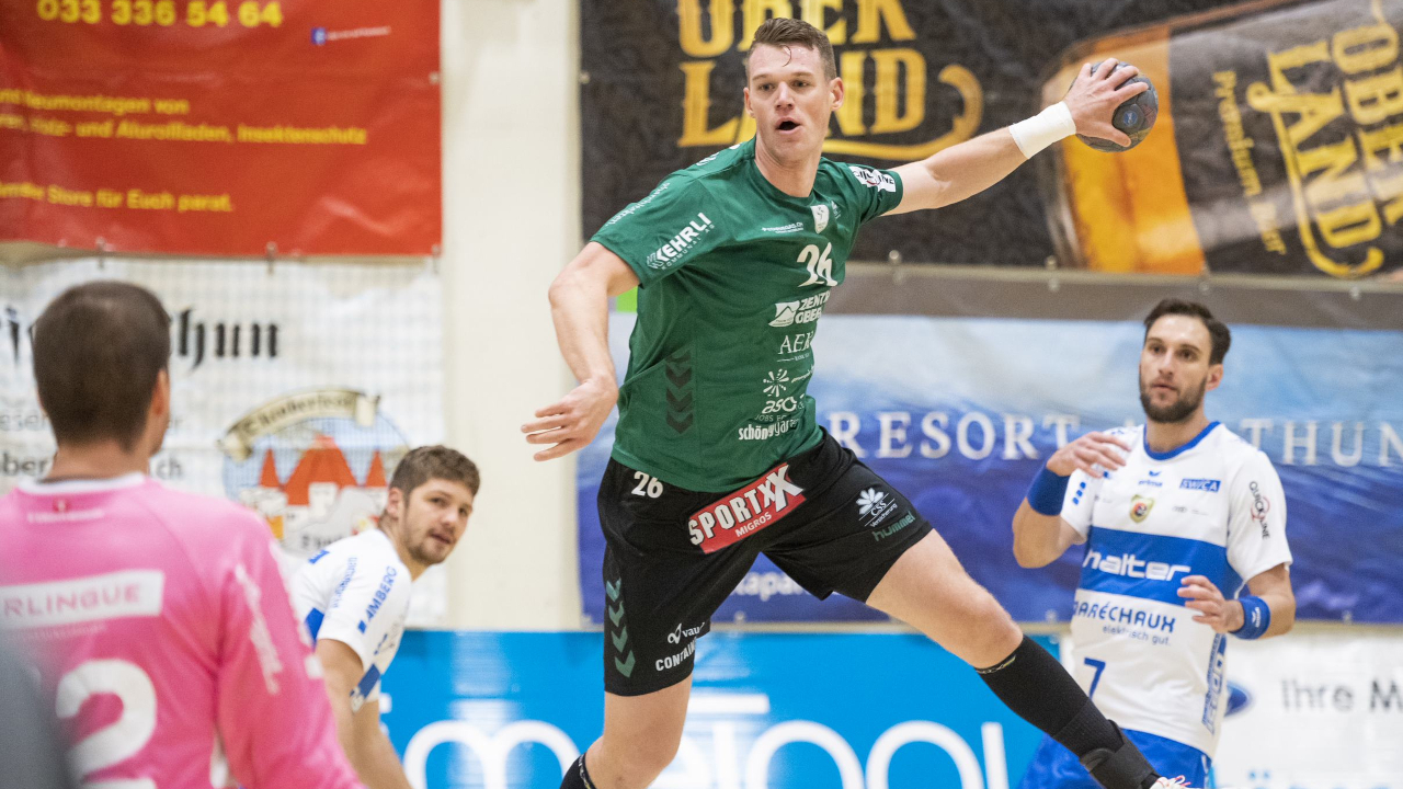 Ron Delhees Mit Kreuzbandriss Out