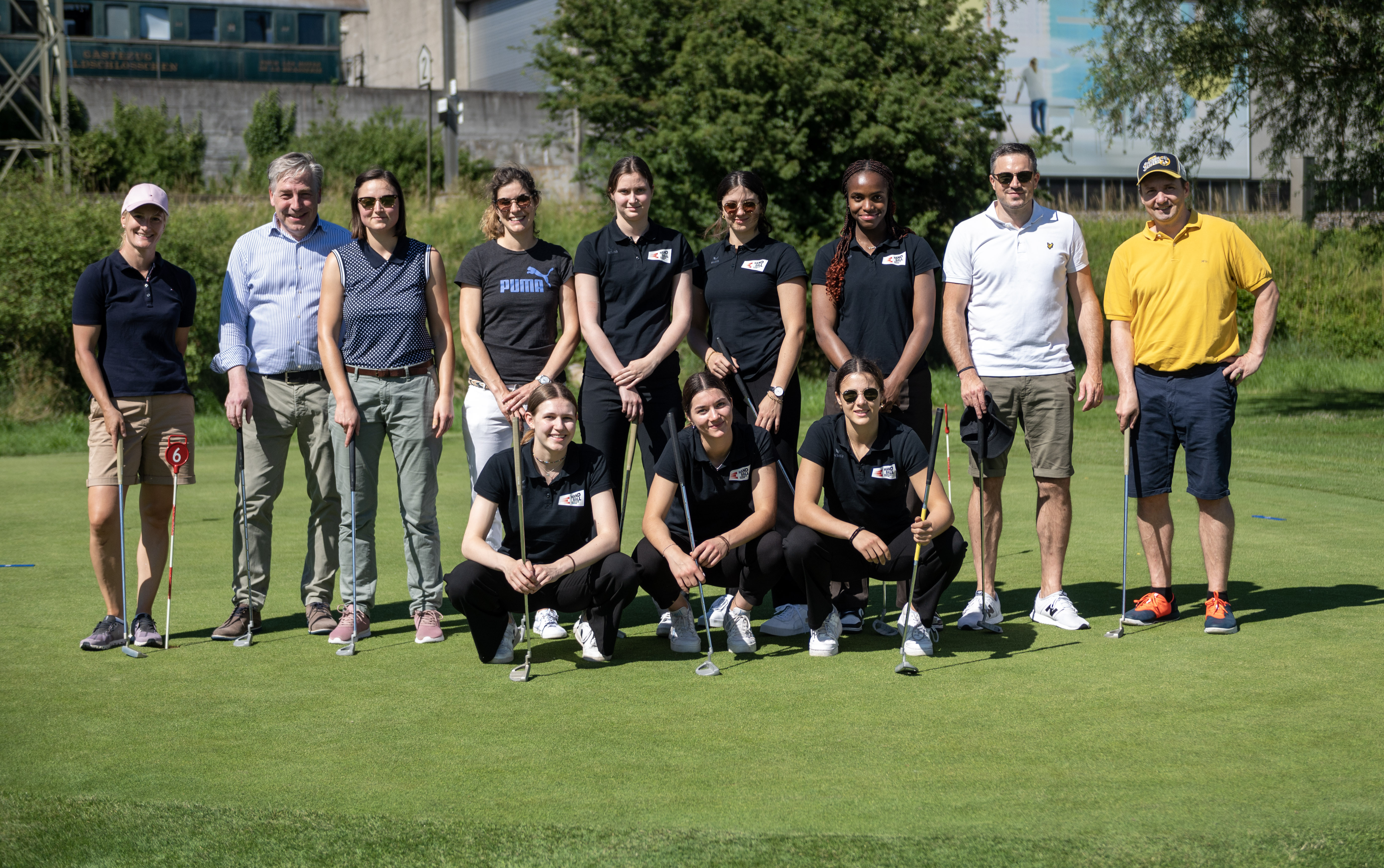 Gruppenfoto vom Schnuppergolf