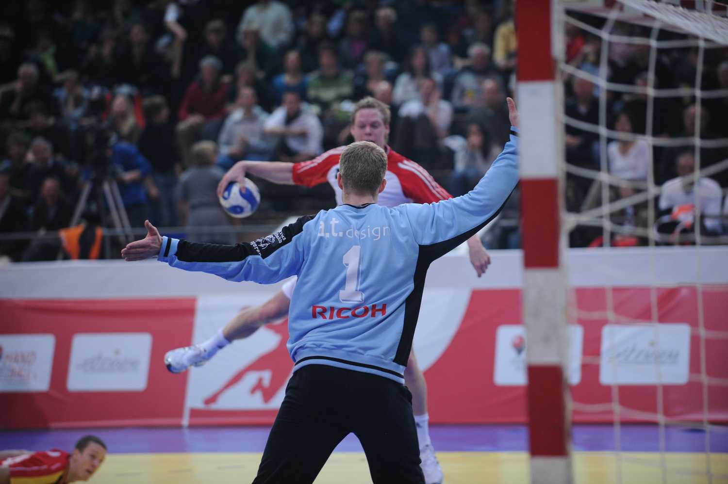 2008-01-03 SUI-BEL 44-31 WM-Quali Arosa Icehockeyhalle Liniger 067.jpg