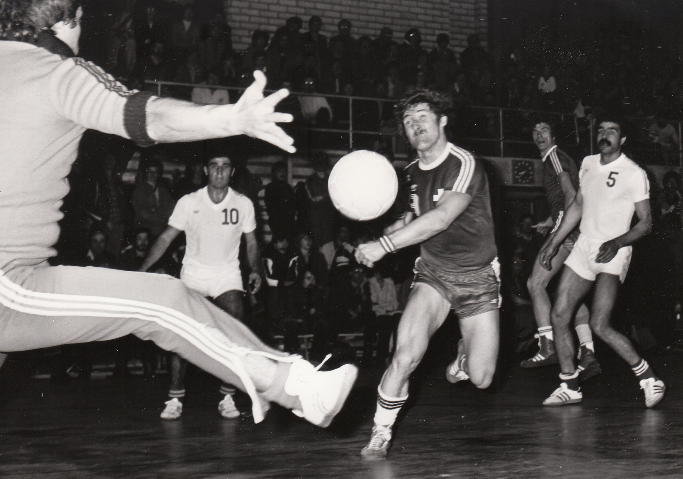 1980-03-01 SUI-TUN 24-6 Hans Huber.jpg