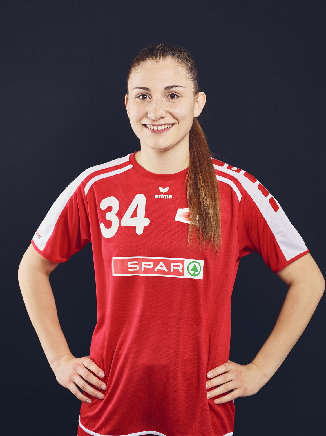 2018-11-23 Steiner Anina 3 .jpg