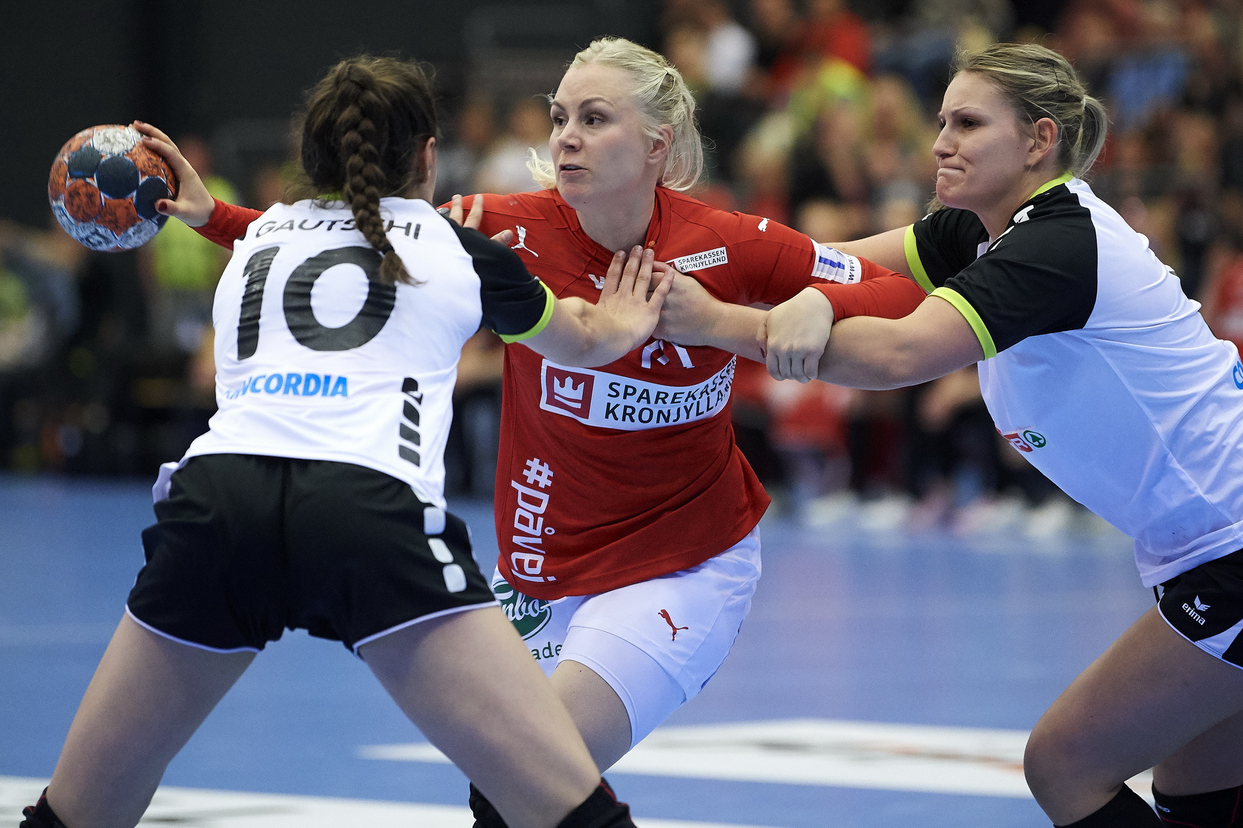 2019 06 01 DEN SUI 07