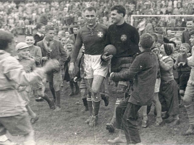 1954-06-13 SUI-SWE Winterthur