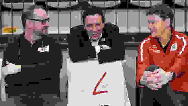 Martin Albertsen, Pascal Jenny und Vroni Keller im Gespräch vor dem Spiel Martin Albertsen, Pascal Jenny und Vroni Keller im Gespräch vor dem Spiel