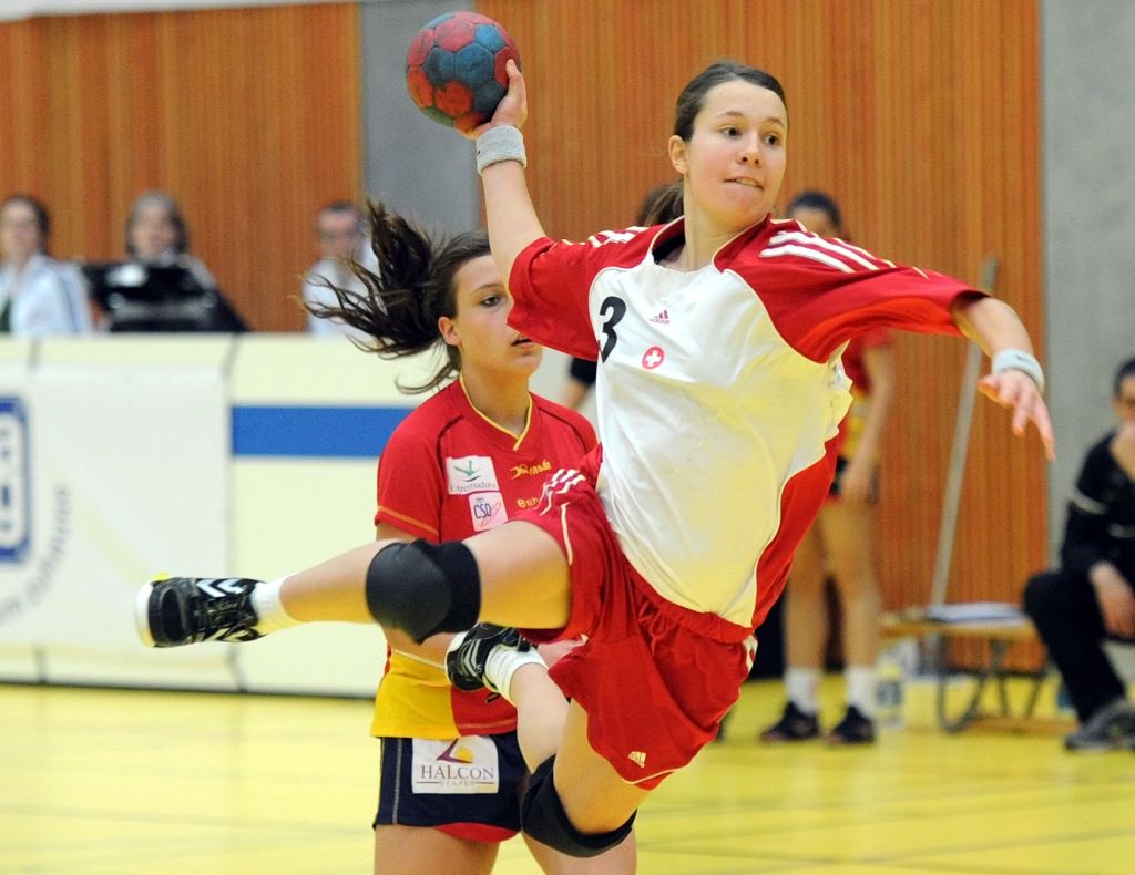 2012-01-15 FU16 SUI-ESP Oezcelik Zerin 1.JPG