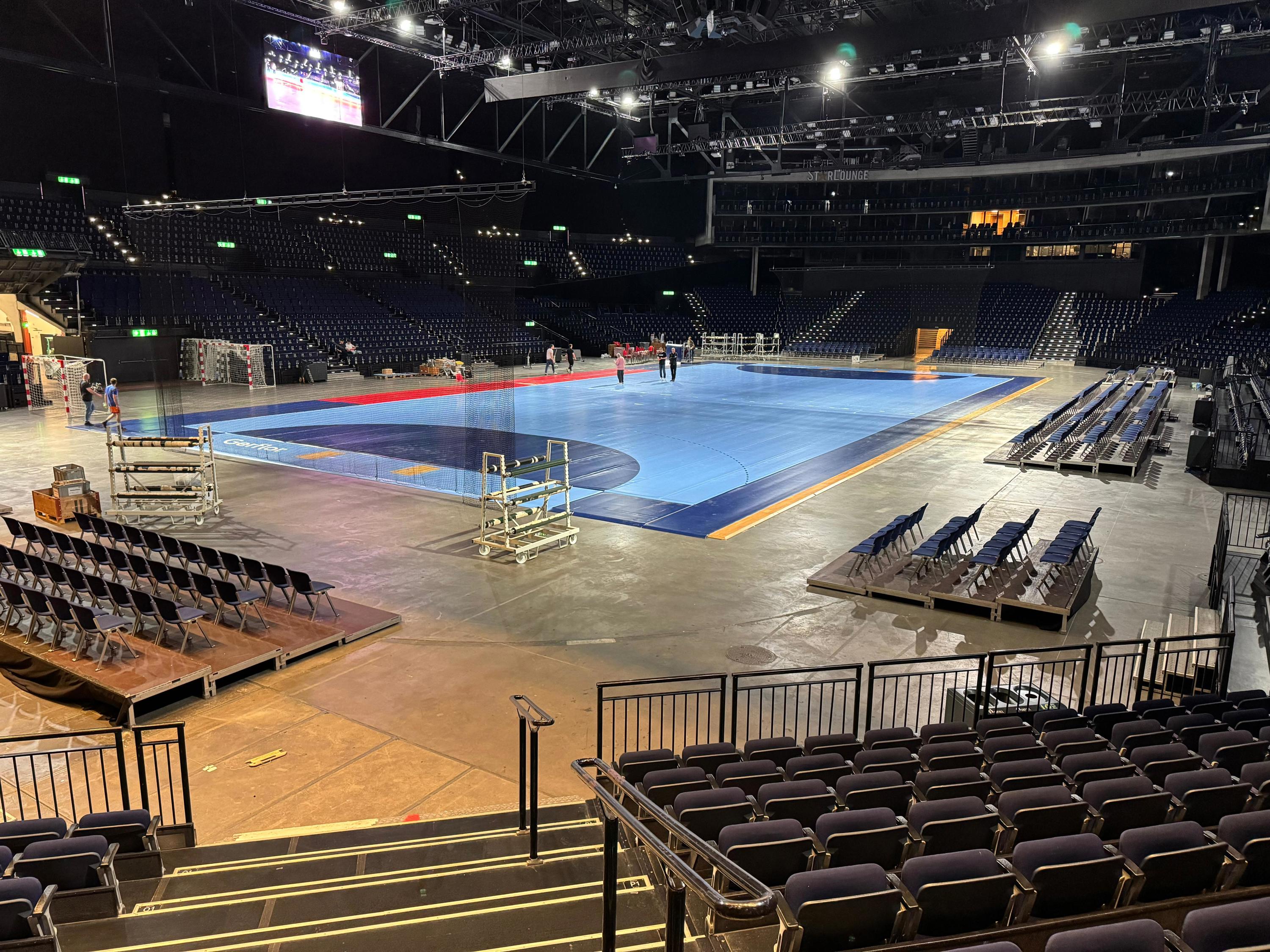 Aufbau Hallenstadion