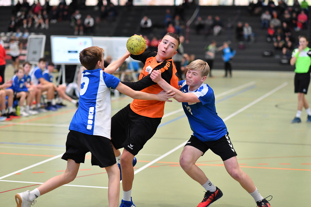 20211114 SR ROM Vs AG+ 25