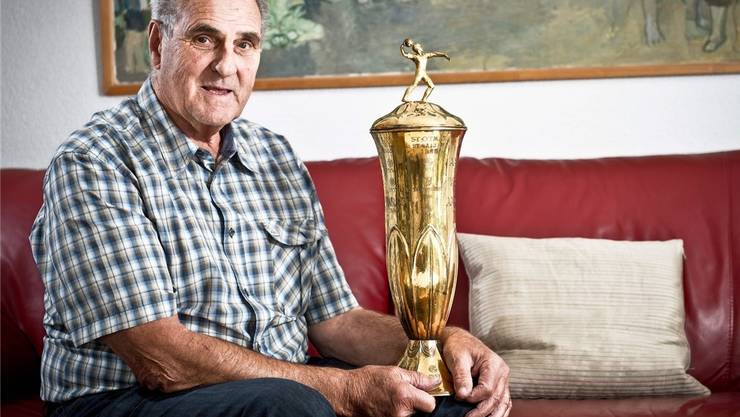 2013-09-15 Burger Charly FHB Goali 80geburtdstag.jpg