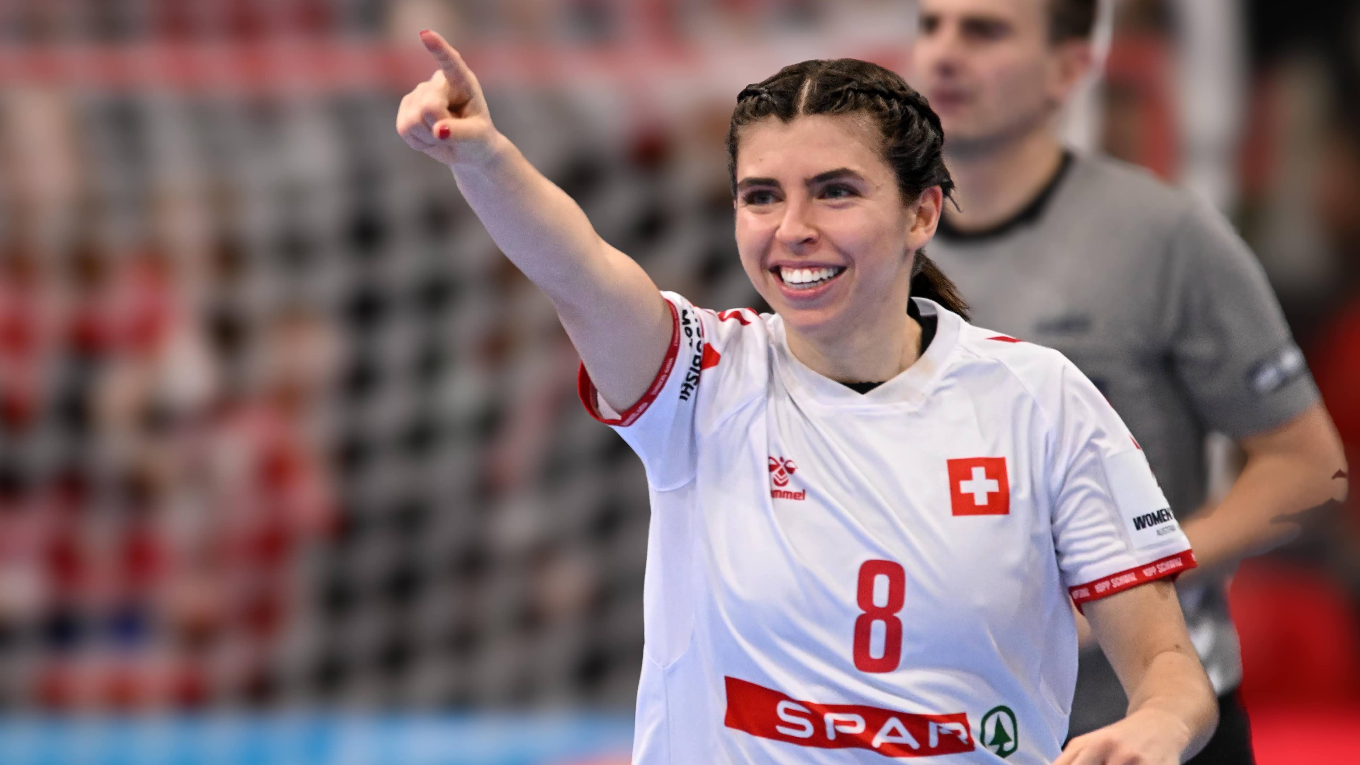 Mia Emmenegger jubelt über die WM-Qualifikation