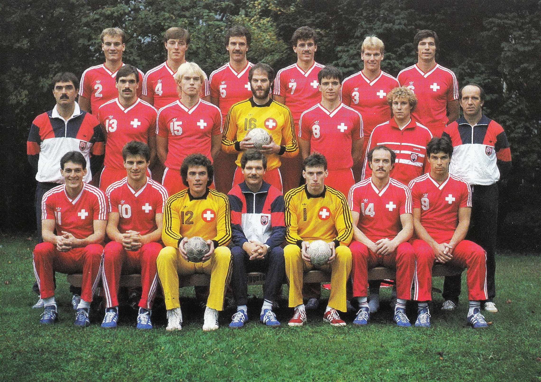1986-6 Teamfoto Männer Nati.jpg