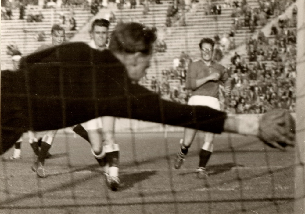 1938 07 10 GER SUI Berlin Bild 2 Rolf Faes Bildgröße Ändern