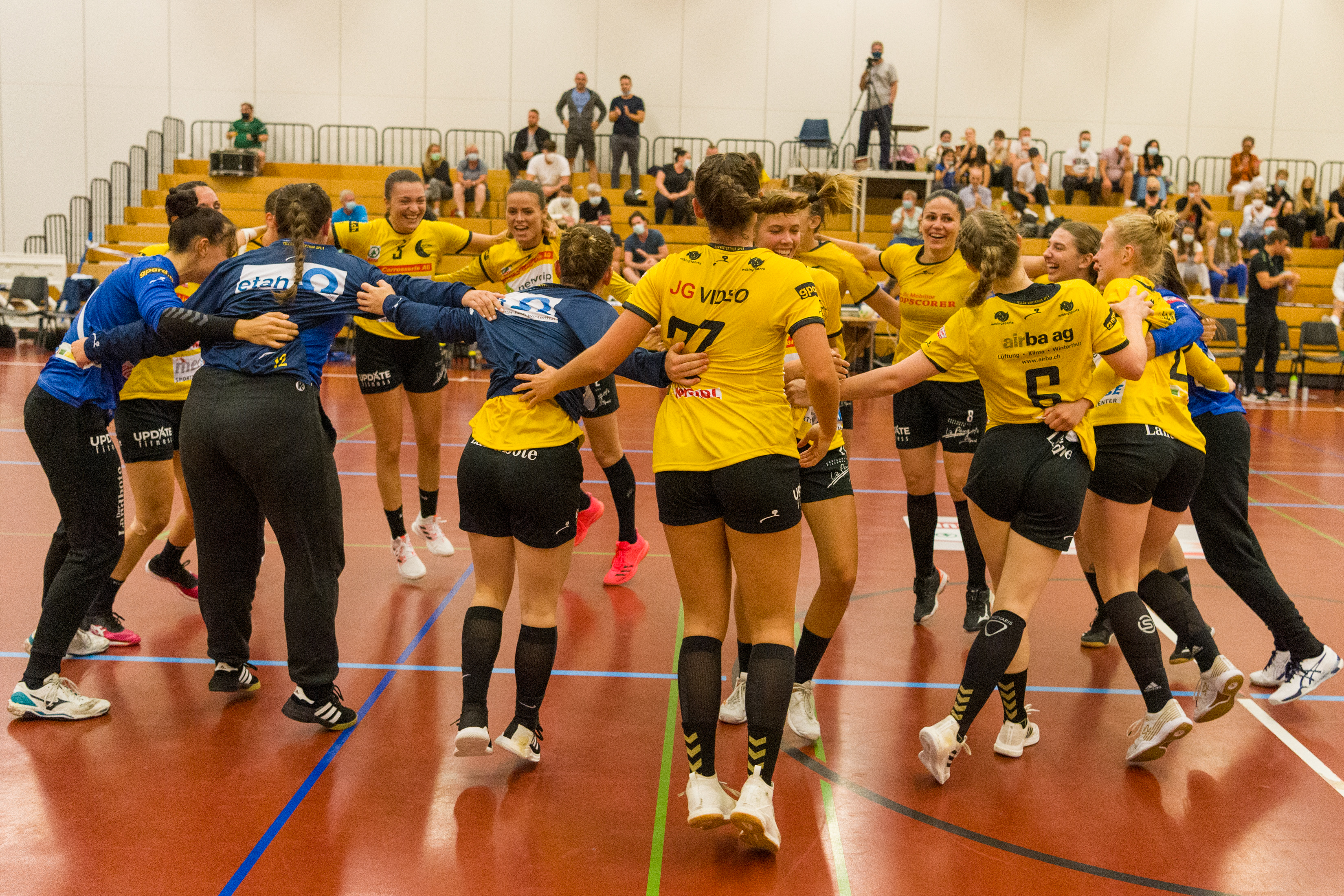 Yellow Winterthur Team Deuring