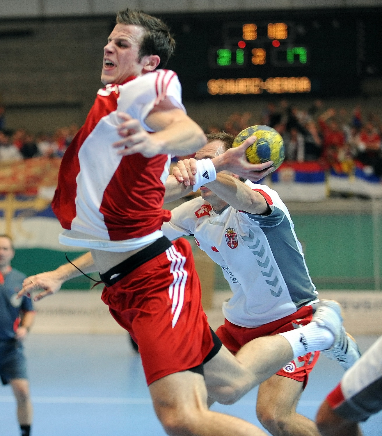 2008-11-26 SUI-SRB EM-Quali 32-32 011 Graubner.JPG