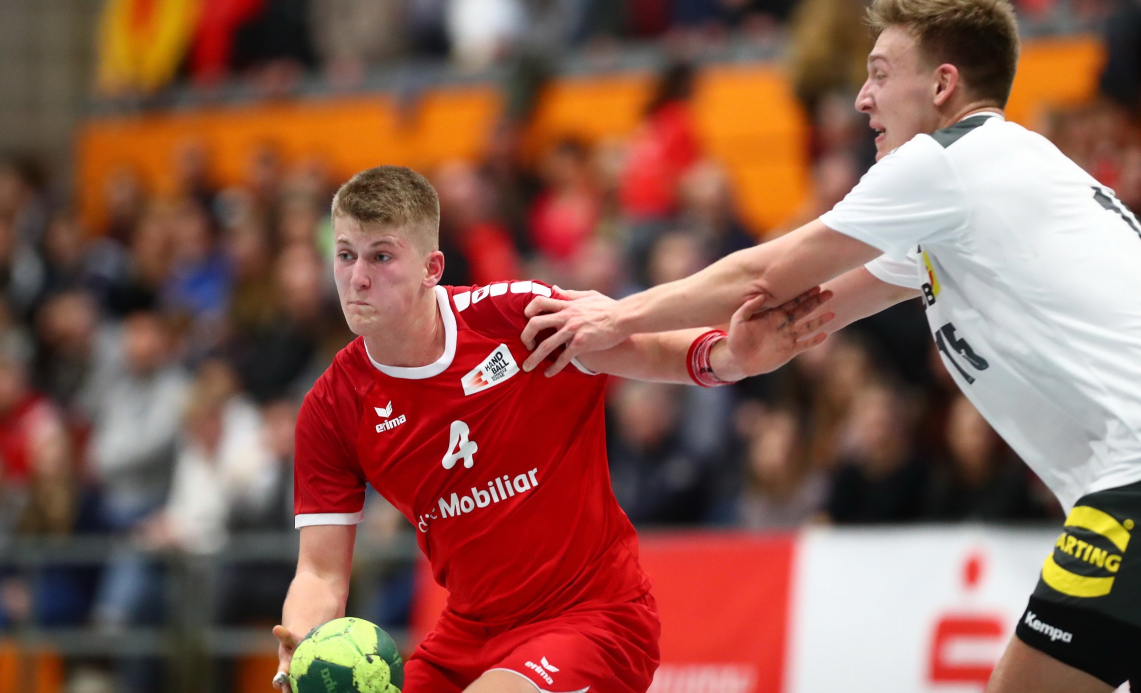 Die Schweizer U18-Junioren (Laurin Rinderknecht) am Turnier in Merzig gegen Deutschland. (René Weiss, 28.12.2019)