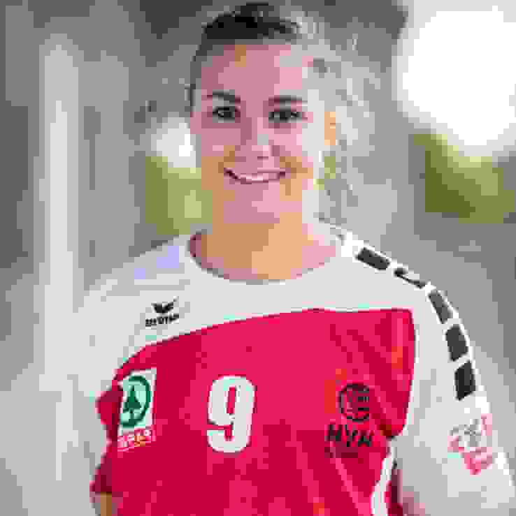 Muriel Hofer, die kleinste Spielerin der SPL1 Muriel Hofer, die kleinste Spielerin der SPL1