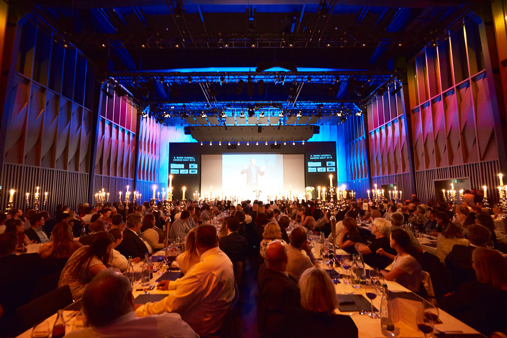 274 Reportage SHA2019