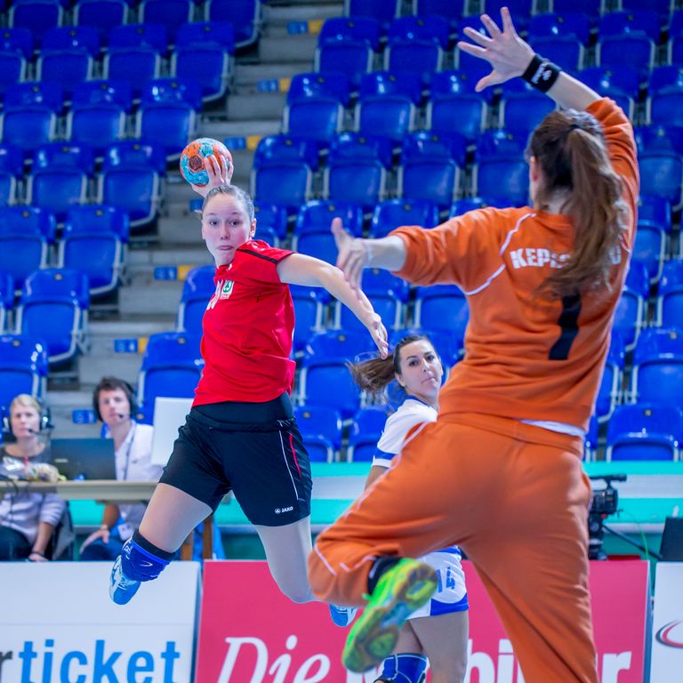 2014-12-06 26 Javet Stefanie SUI-GRE.jpg